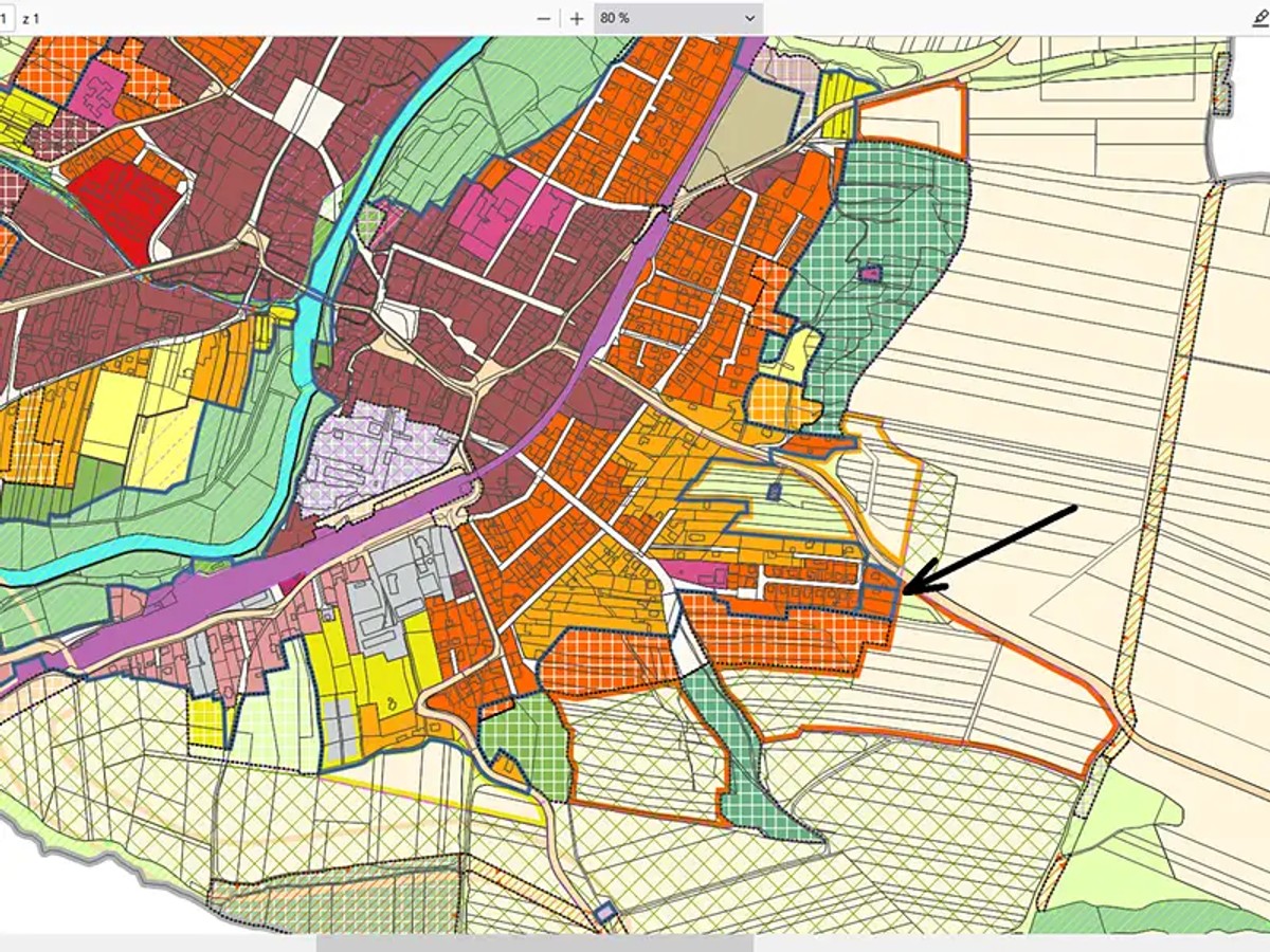 Prodej stavebního pozemku 2561 m²