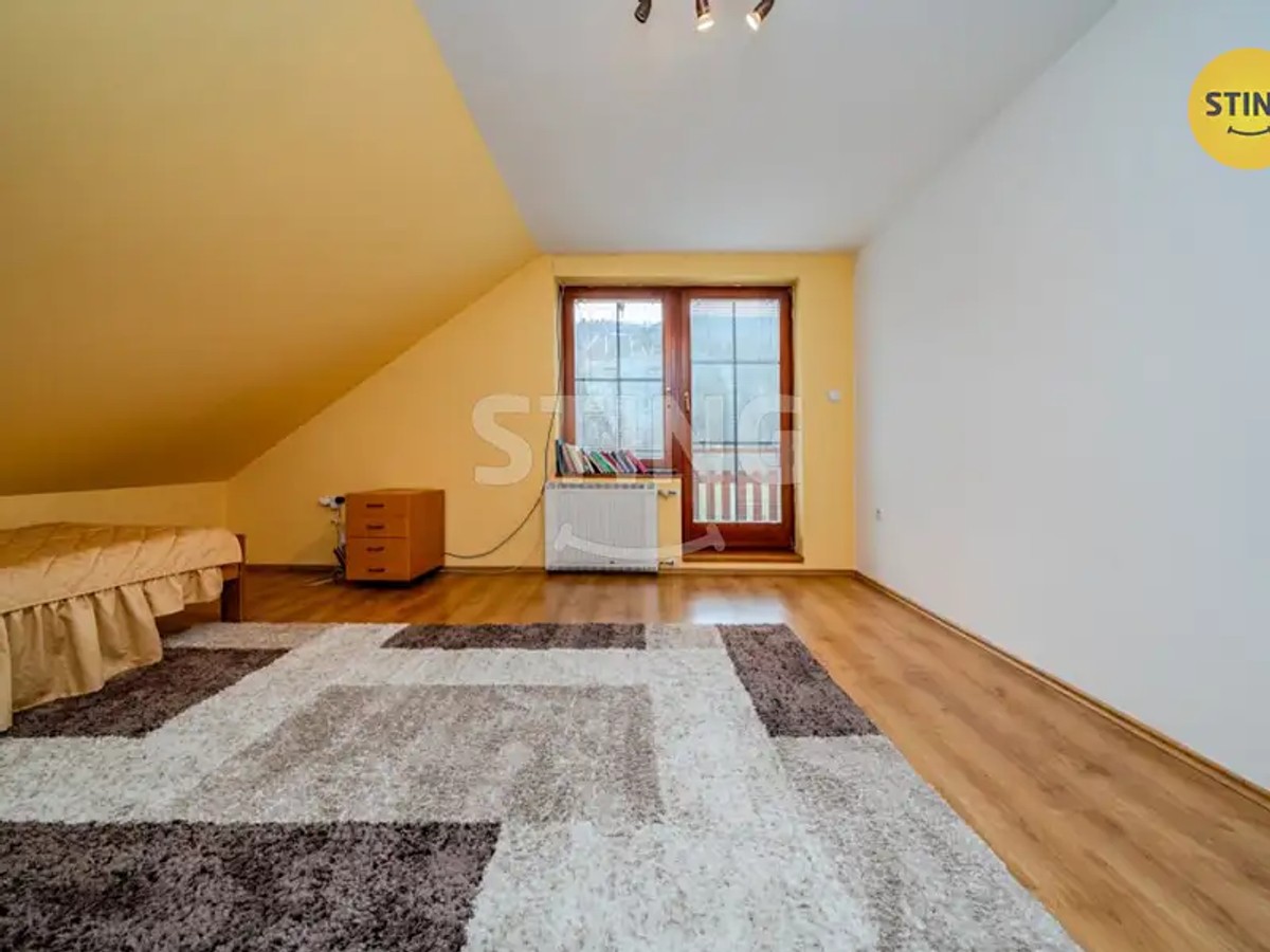 Prodej domu 240 m², pozemek 2035 m²