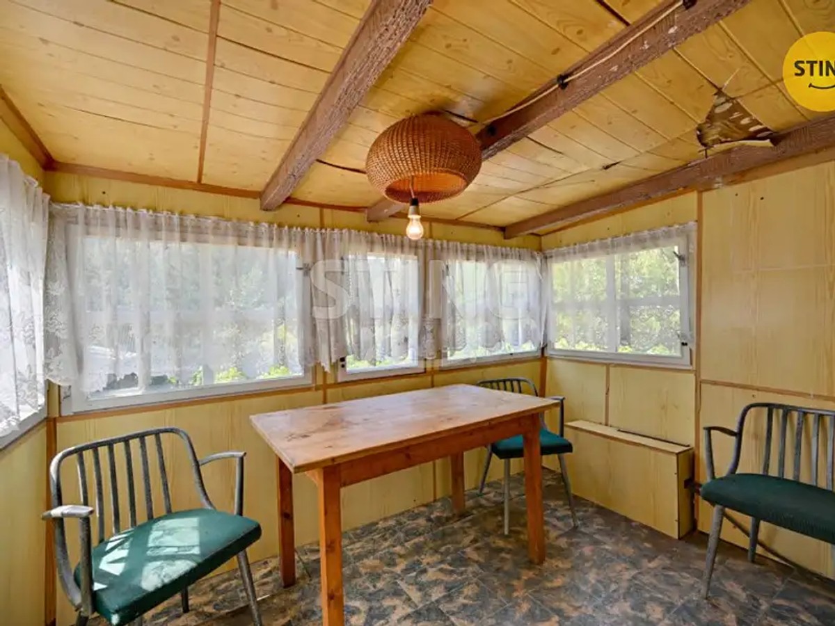 Prodej stavebního pozemku 833 m²