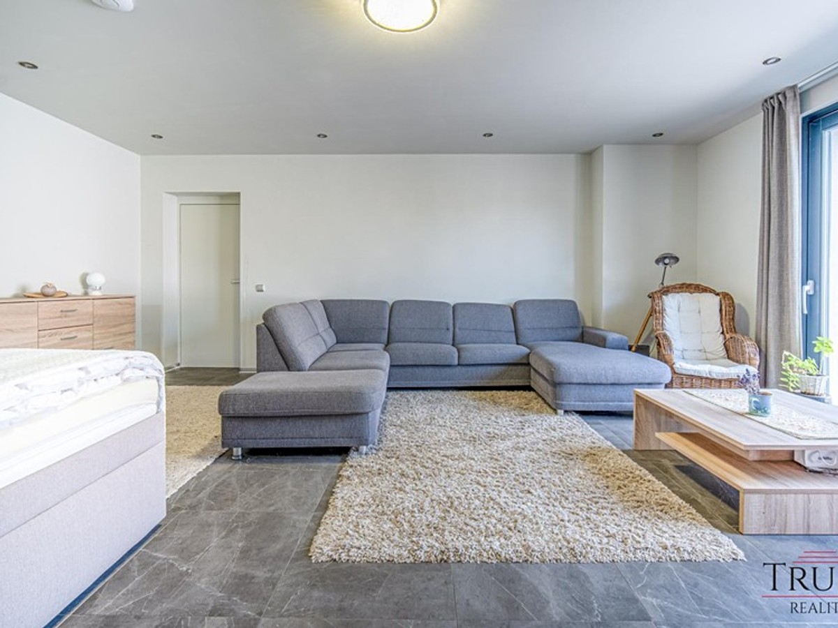Prodej vily 308 m², pozemek 1162 m²