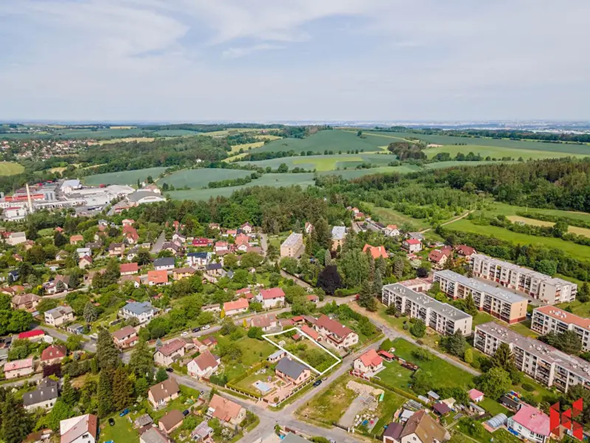 Prodej stavebního pozemku 710 m²
