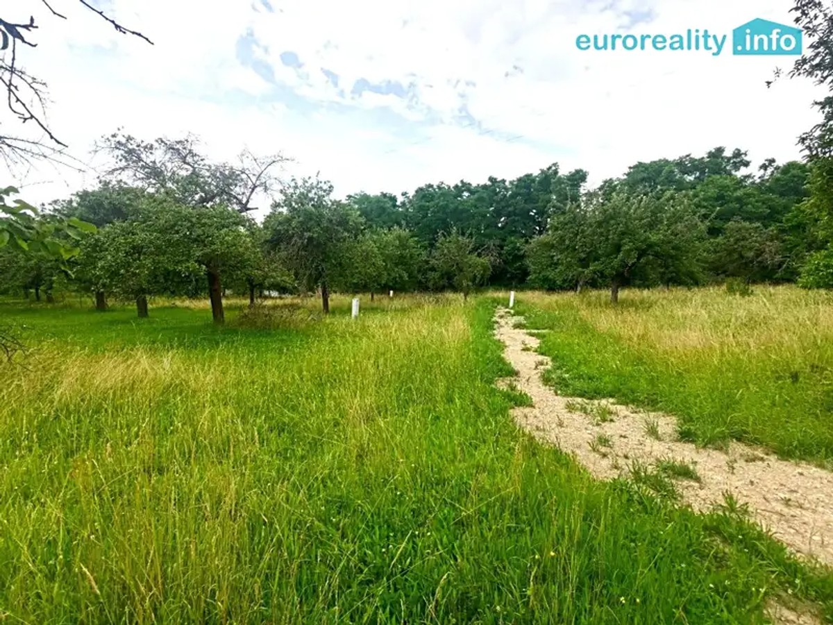 Prodej stavebního pozemku 820 m²