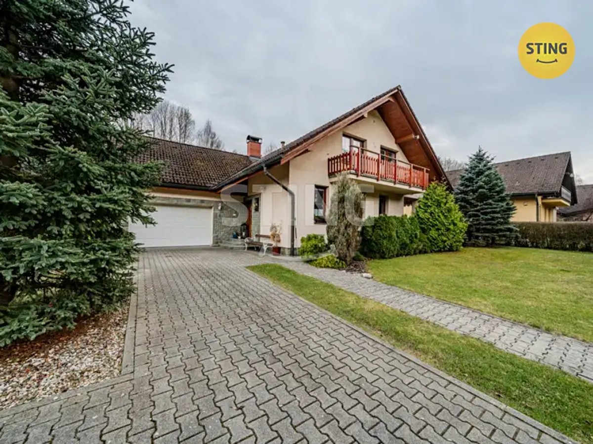 Prodej domu 240 m², pozemek 2035 m²