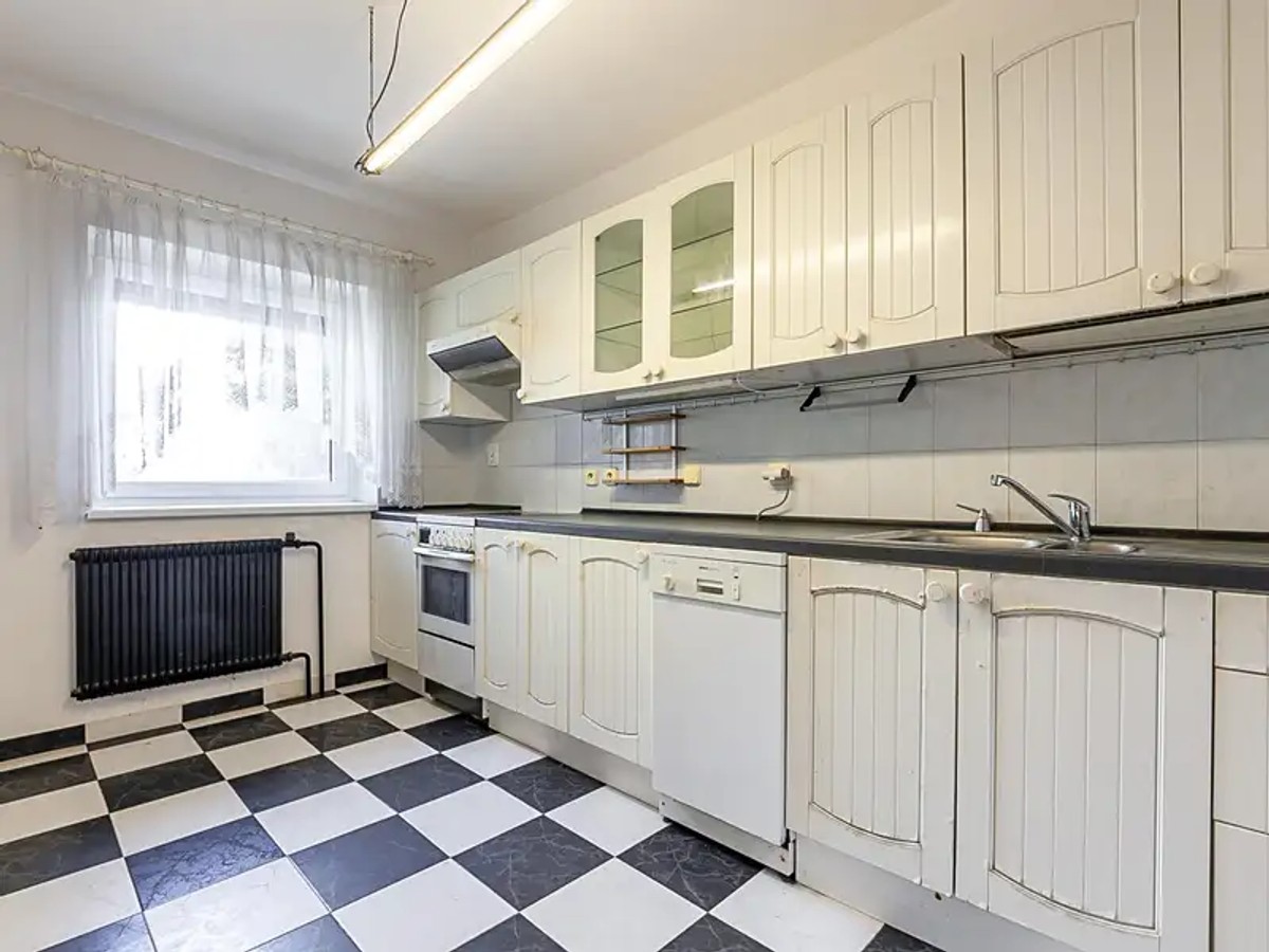 Prodej domu 450 m², pozemek 1292 m²
