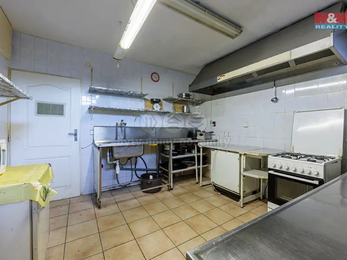 Prodej domu 440 m², pozemek 373 m²
