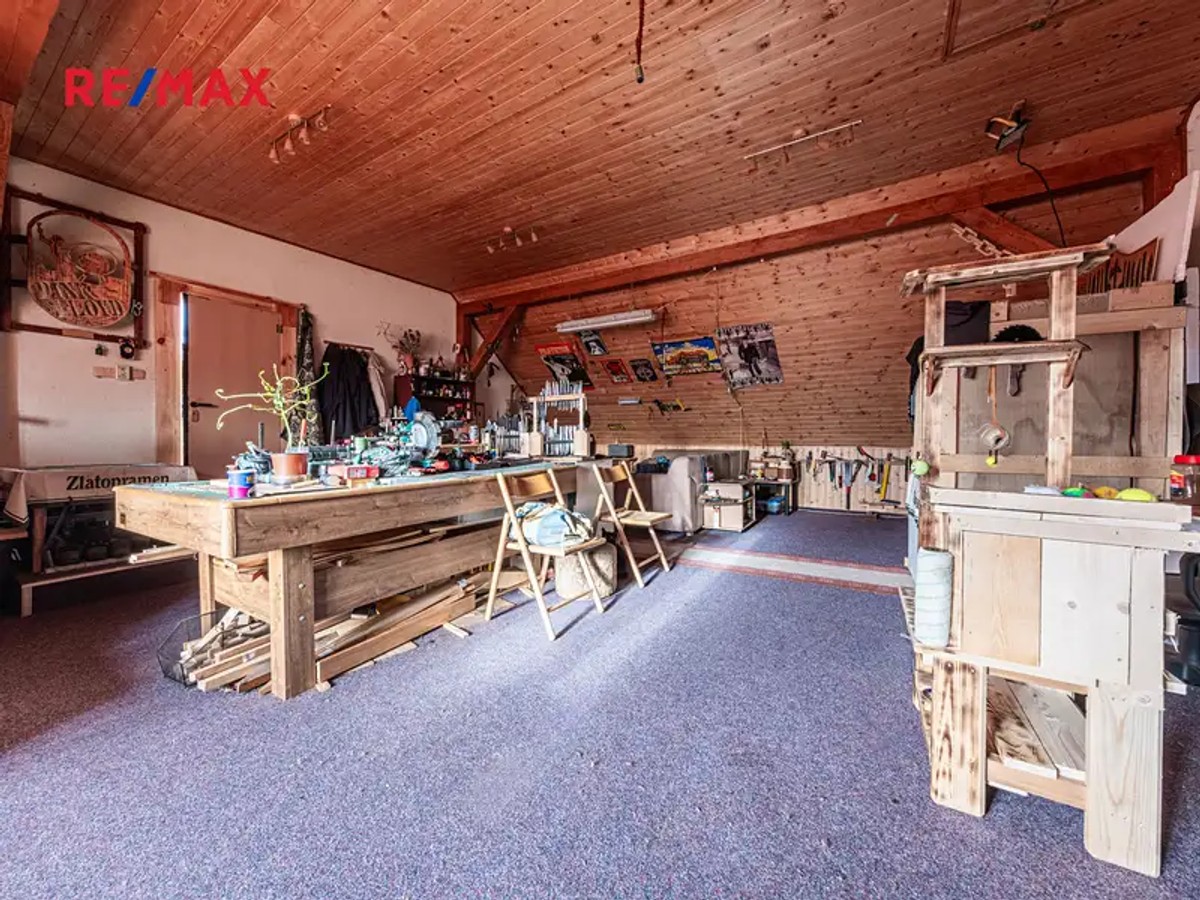 Prodej domu 350 m², pozemek 1872 m²