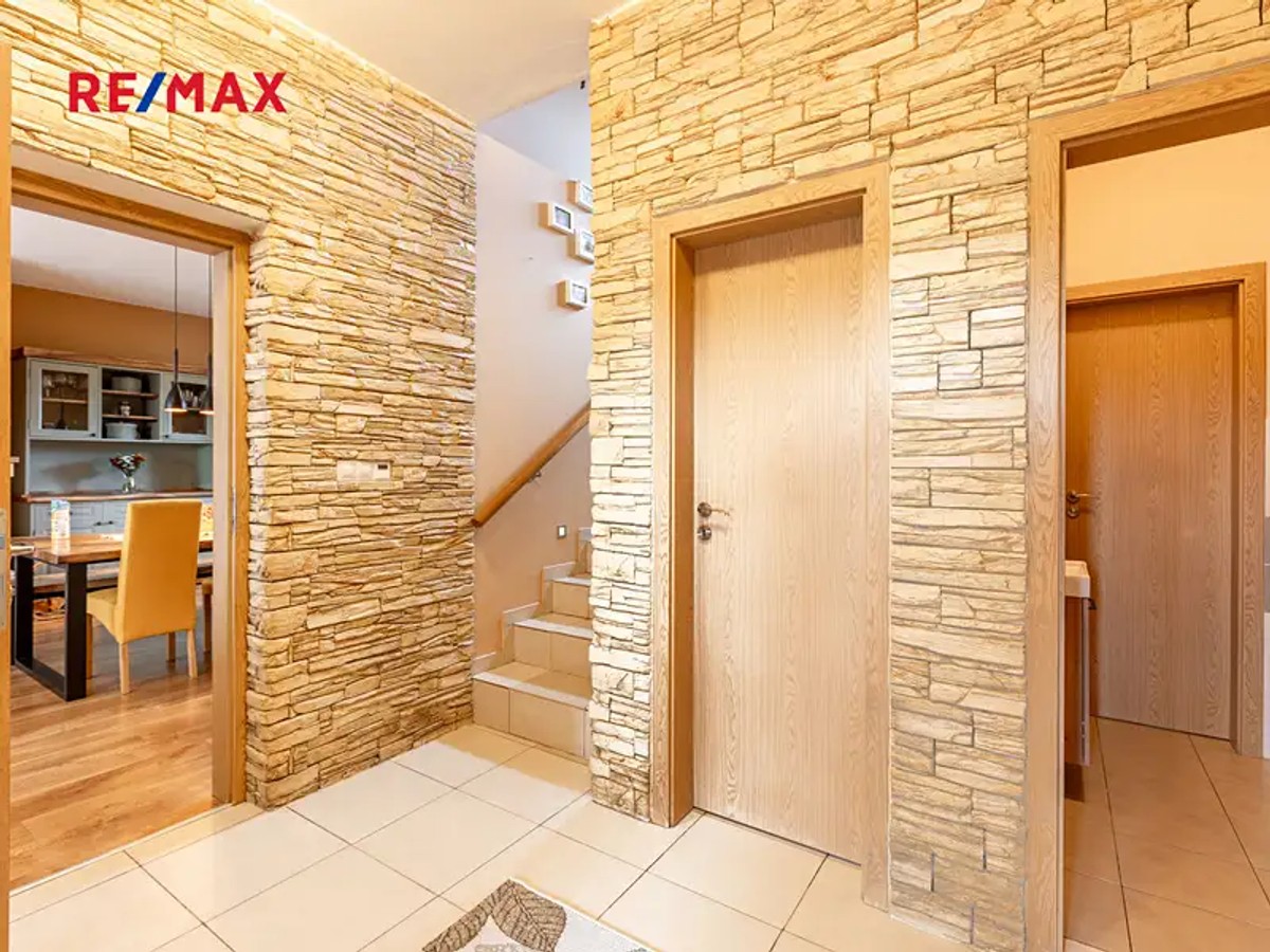 Prodej domu 199 m², pozemek 524 m²