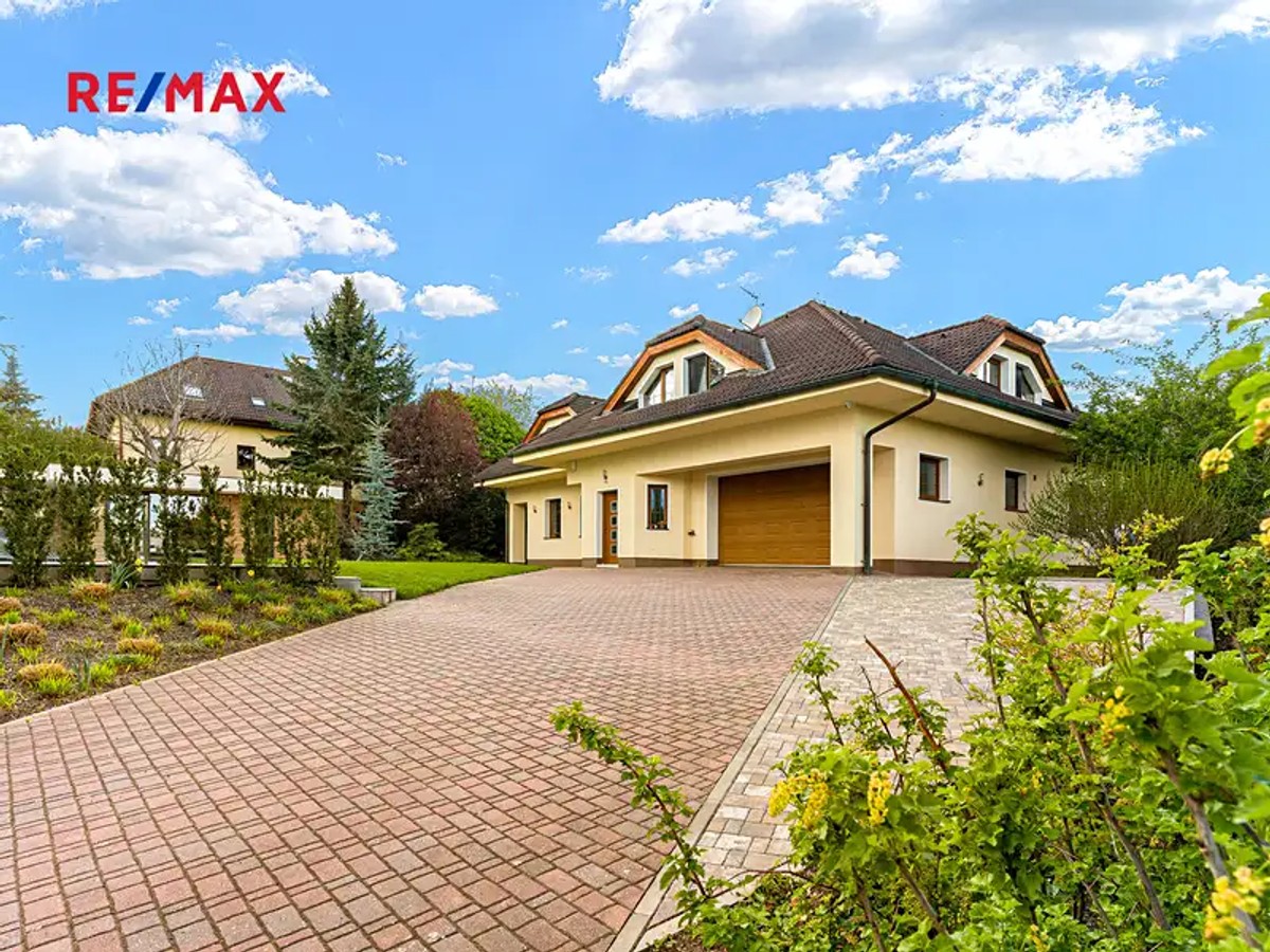 Prodej domu 307 m², pozemek 823 m²