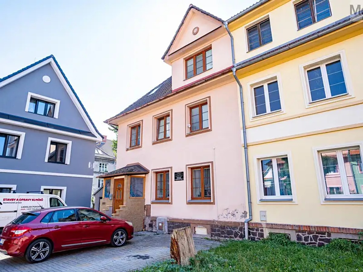 Prodej domu 250 m², pozemek 262 m²