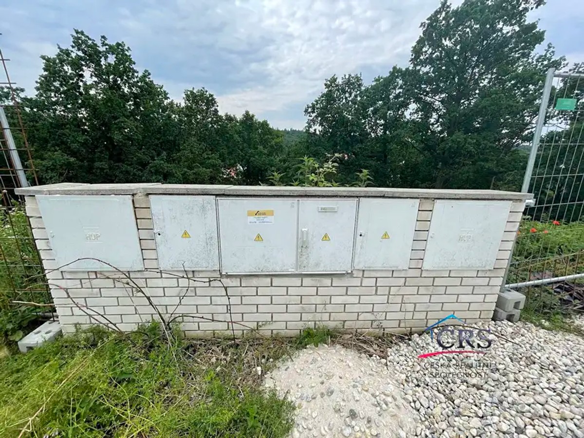 Prodej stavebního pozemku 1595 m²