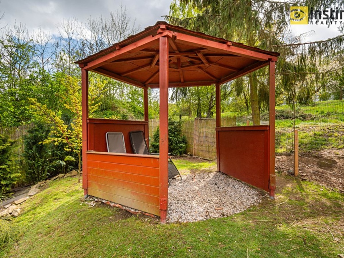 Prodej domu 240 m², pozemek 800 m²
