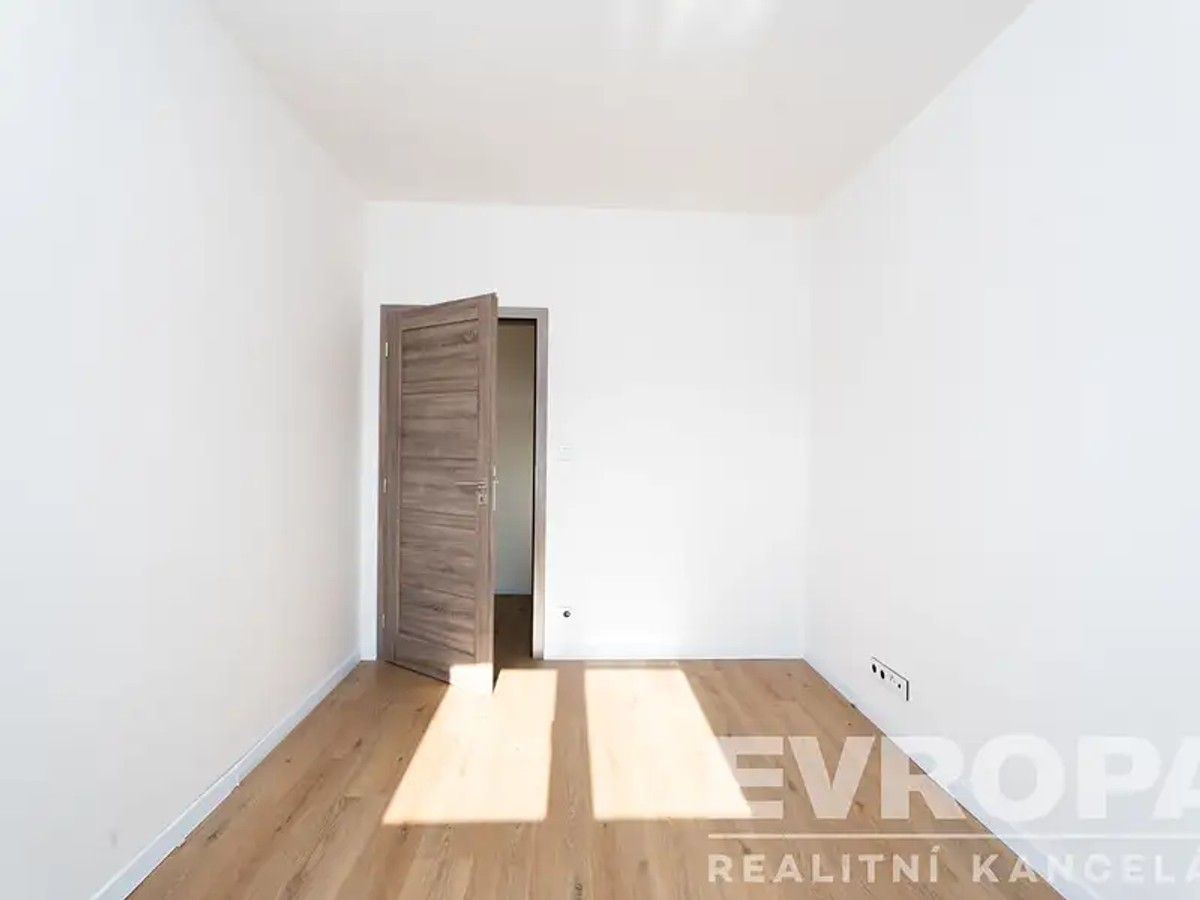 Prodej domu 100 m², pozemek 990 m²