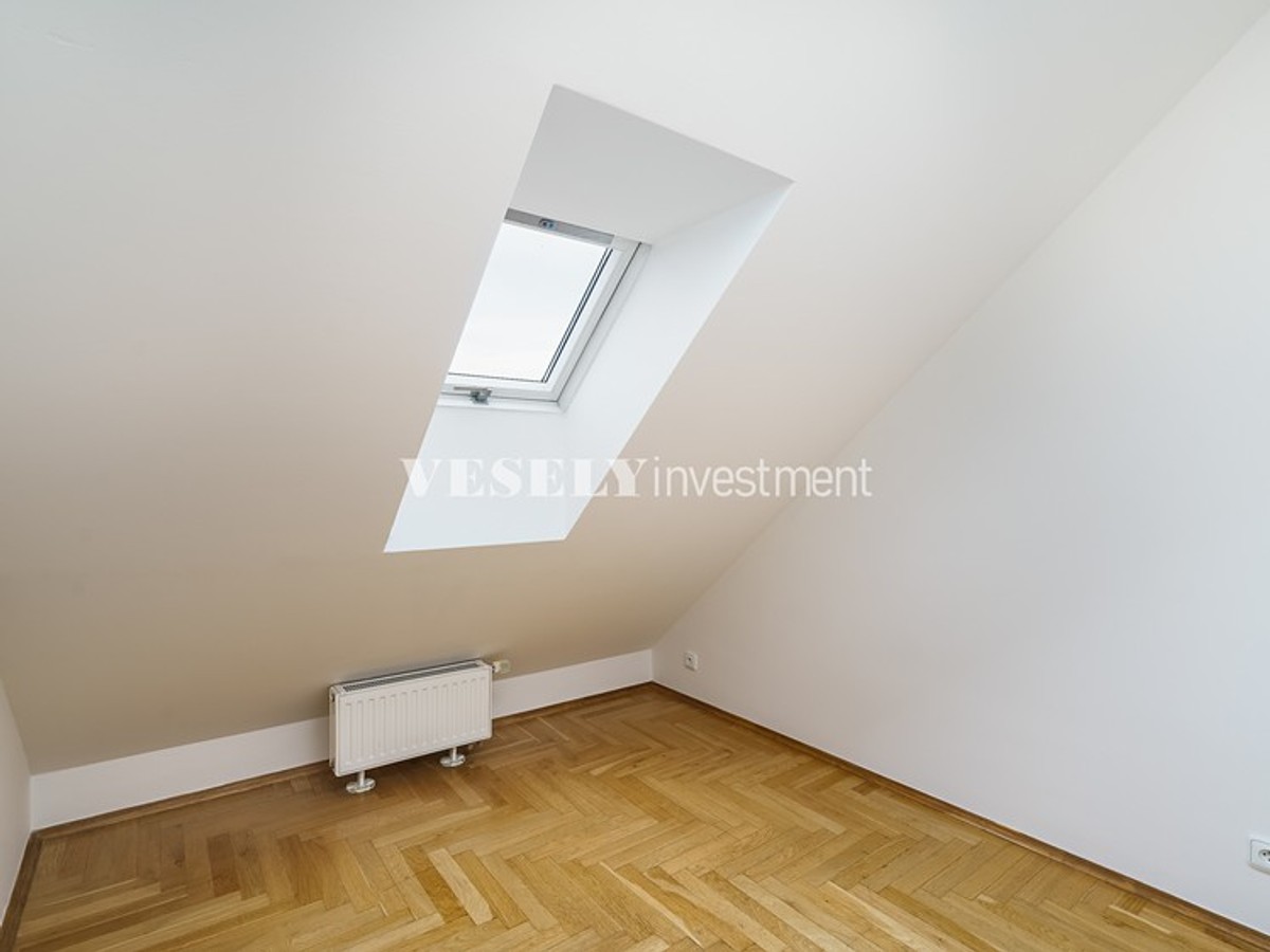 Prodej bytu 4+kk 82 m²