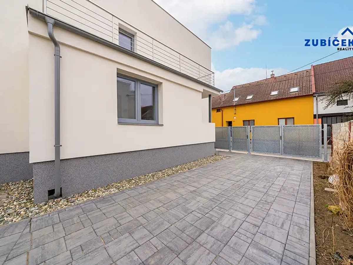 Prodej domu 350 m², pozemek 400 m²