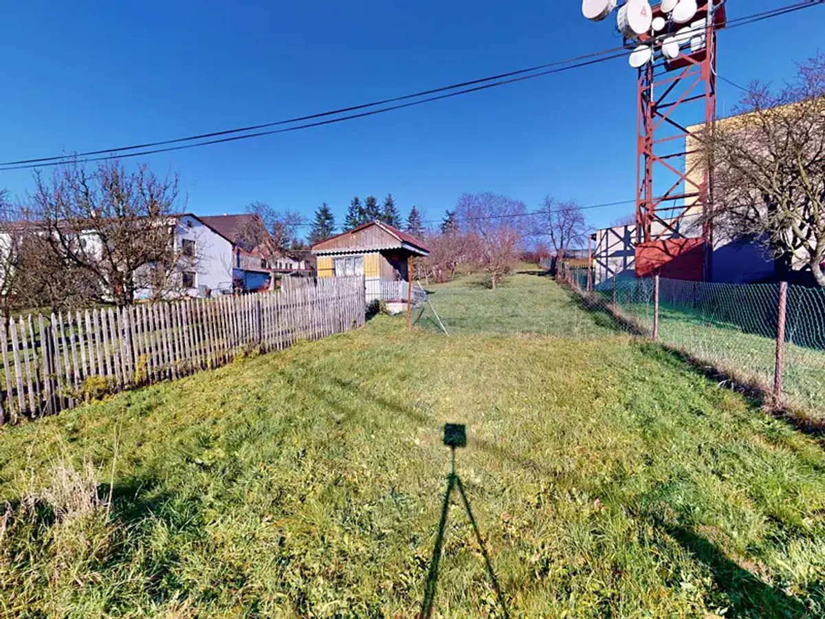 Prodej stavebního pozemku 1229 m²