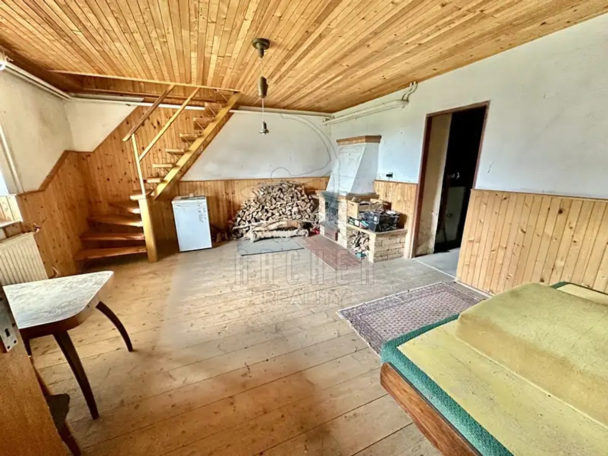 Prodej domu 230 m², pozemek 1948 m²