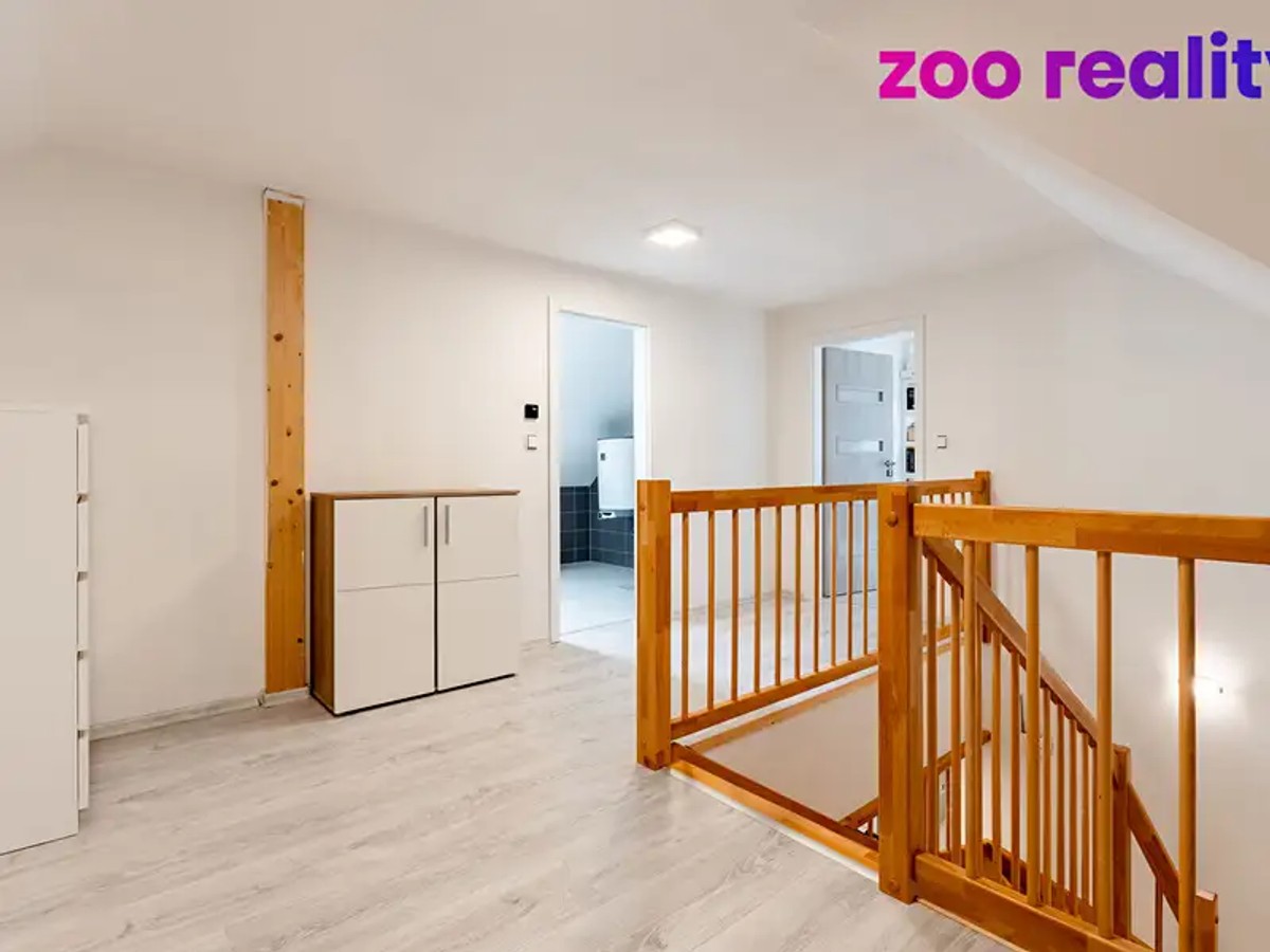 Prodej domu 353 m², pozemek 772 m²