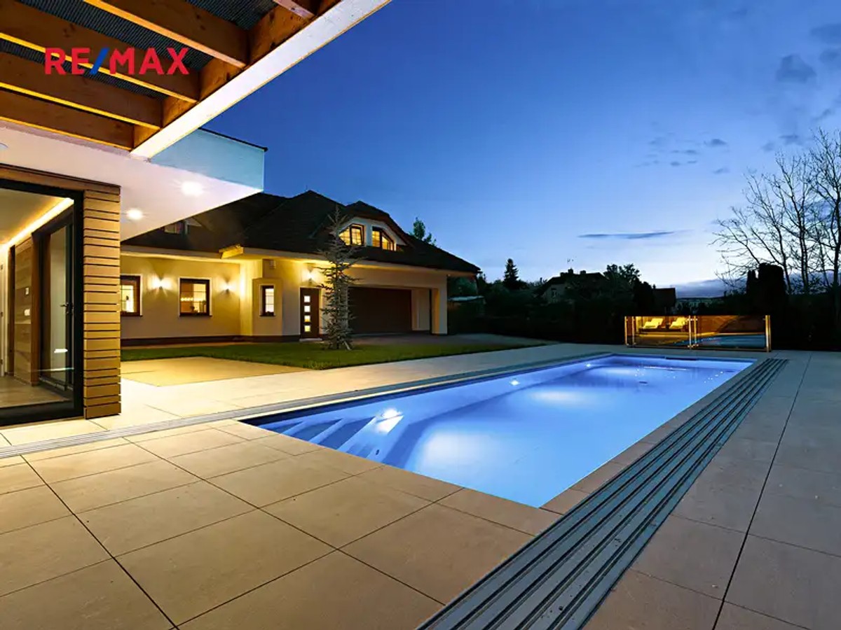 Prodej domu 307 m², pozemek 823 m²