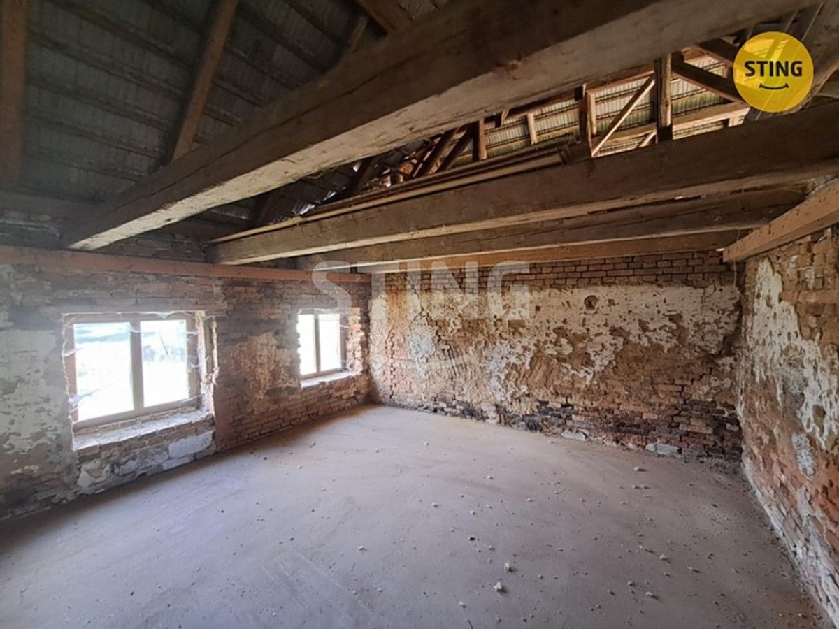 Prodej zemědělské usedlosti 200 m², pozemek 6393 m²