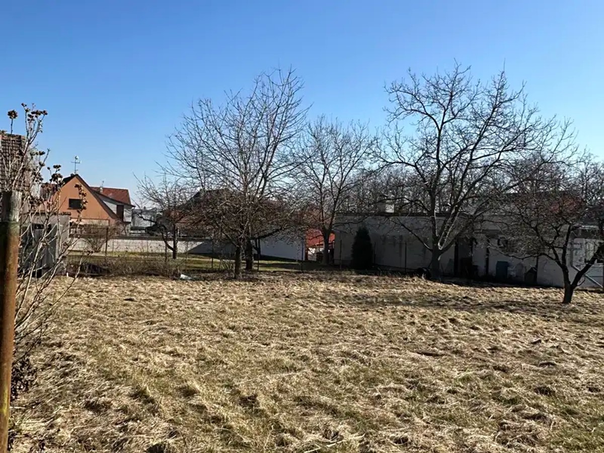 Prodej stavebního pozemku 936 m²
