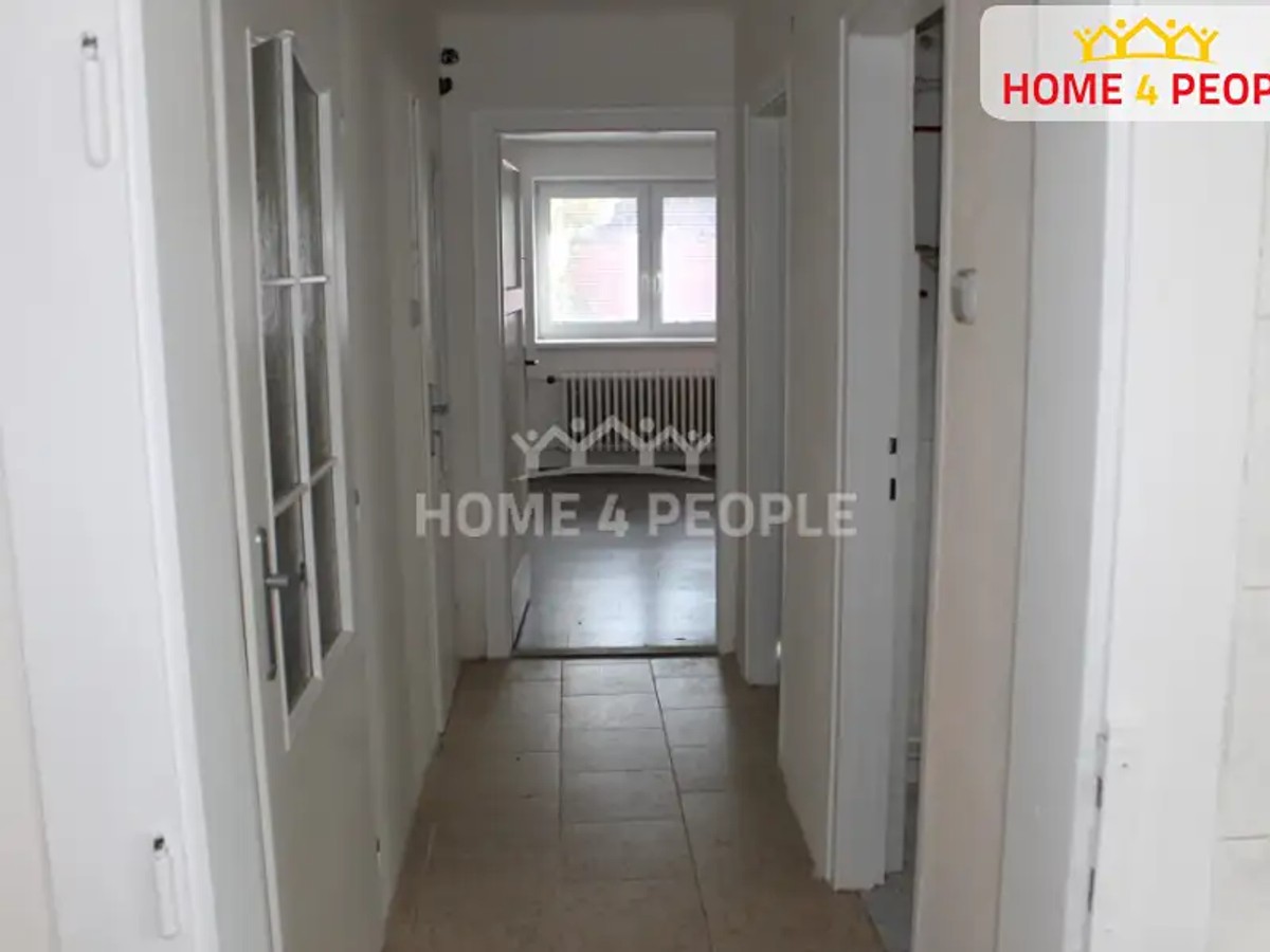 Prodej domu 1099 m², pozemek 1099 m²