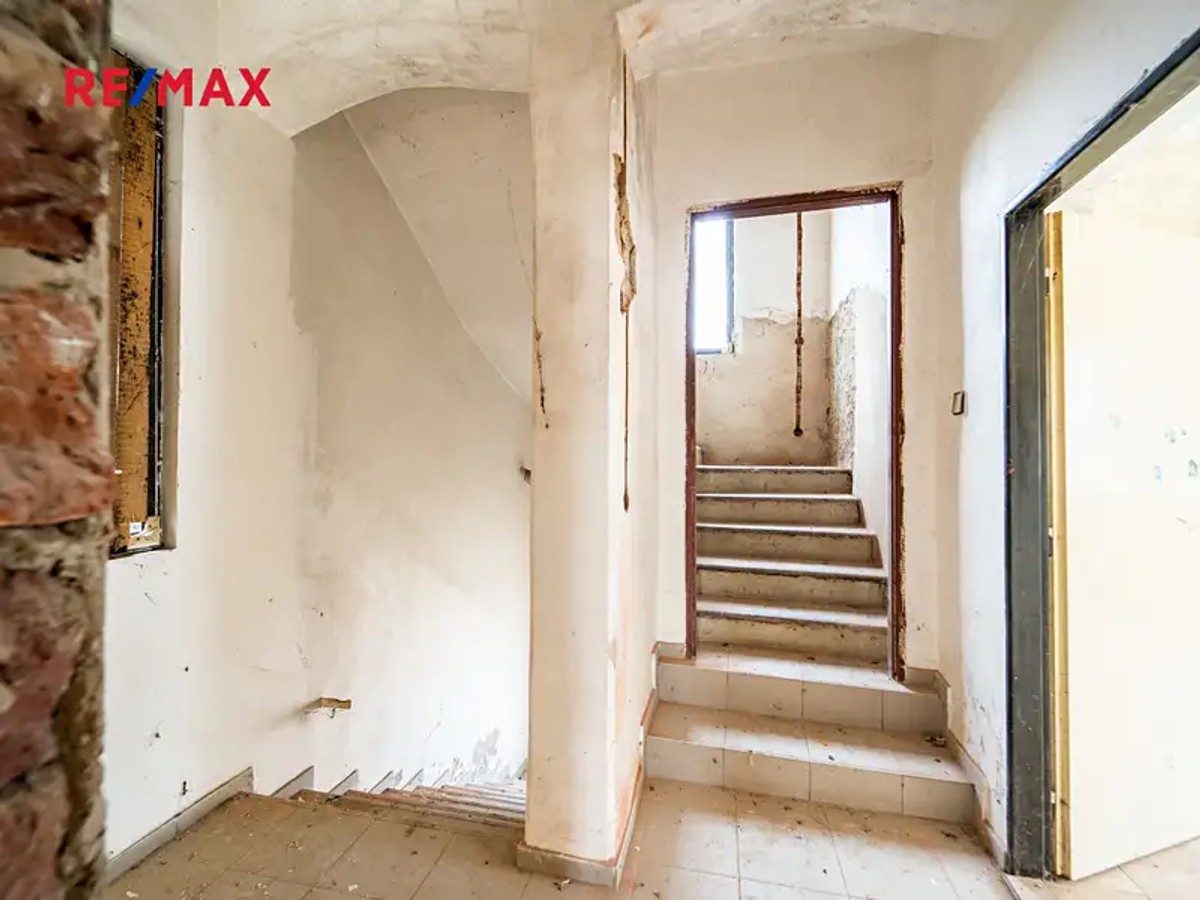 Prodej domu 105 m², pozemek 2002 m²