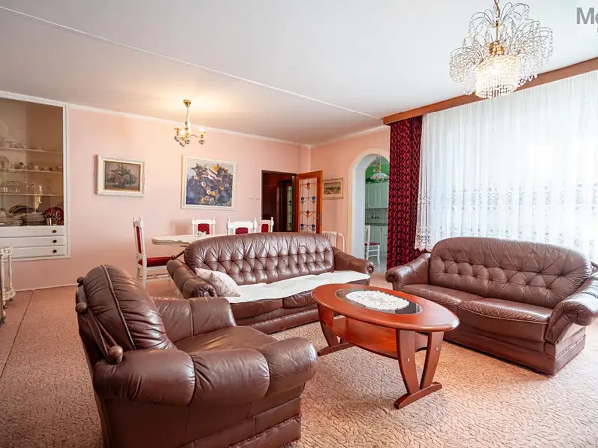 Prodej domu 180 m², pozemek 811 m²