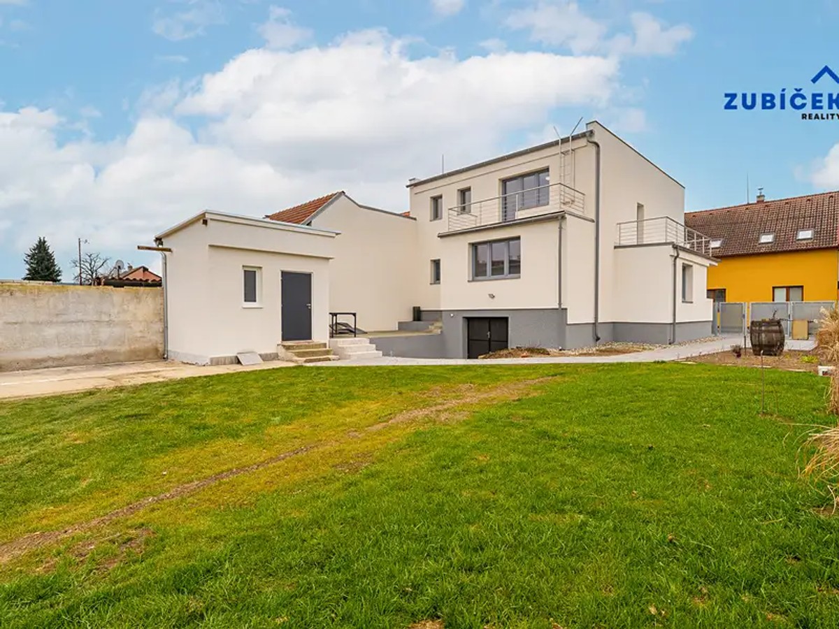 Prodej domu 350 m², pozemek 400 m²