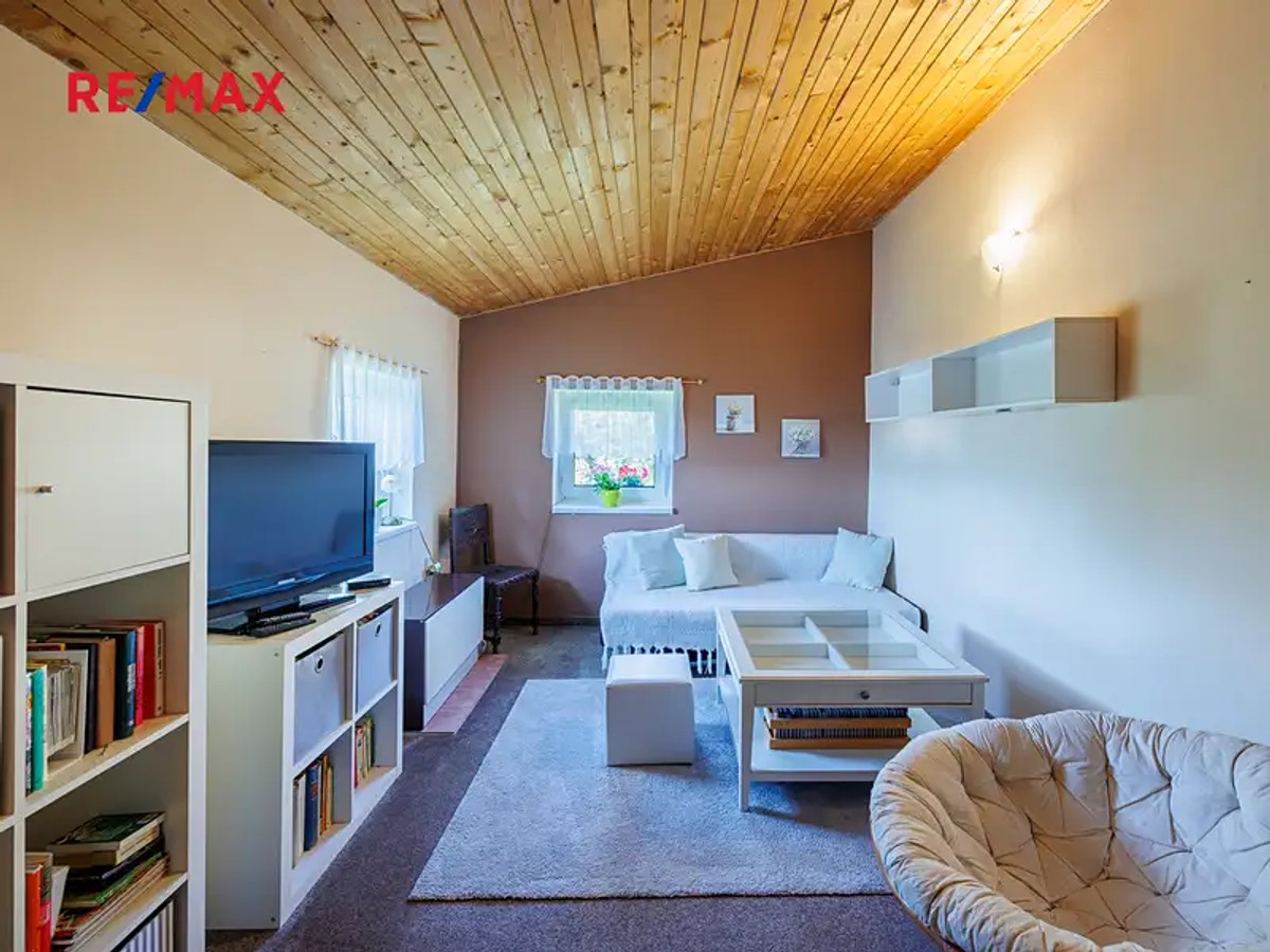 Prodej domu 204 m², pozemek 1737 m²
