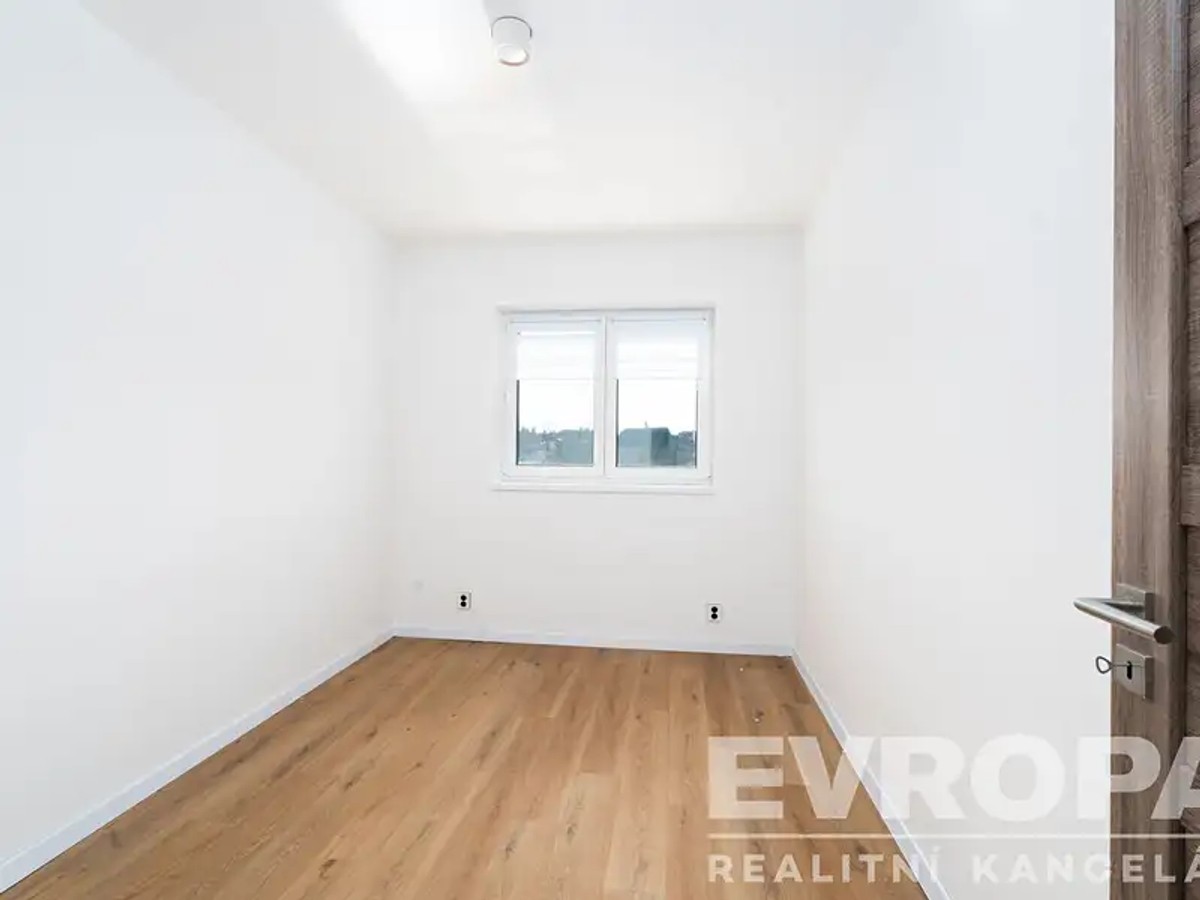 Prodej domu 100 m², pozemek 990 m²