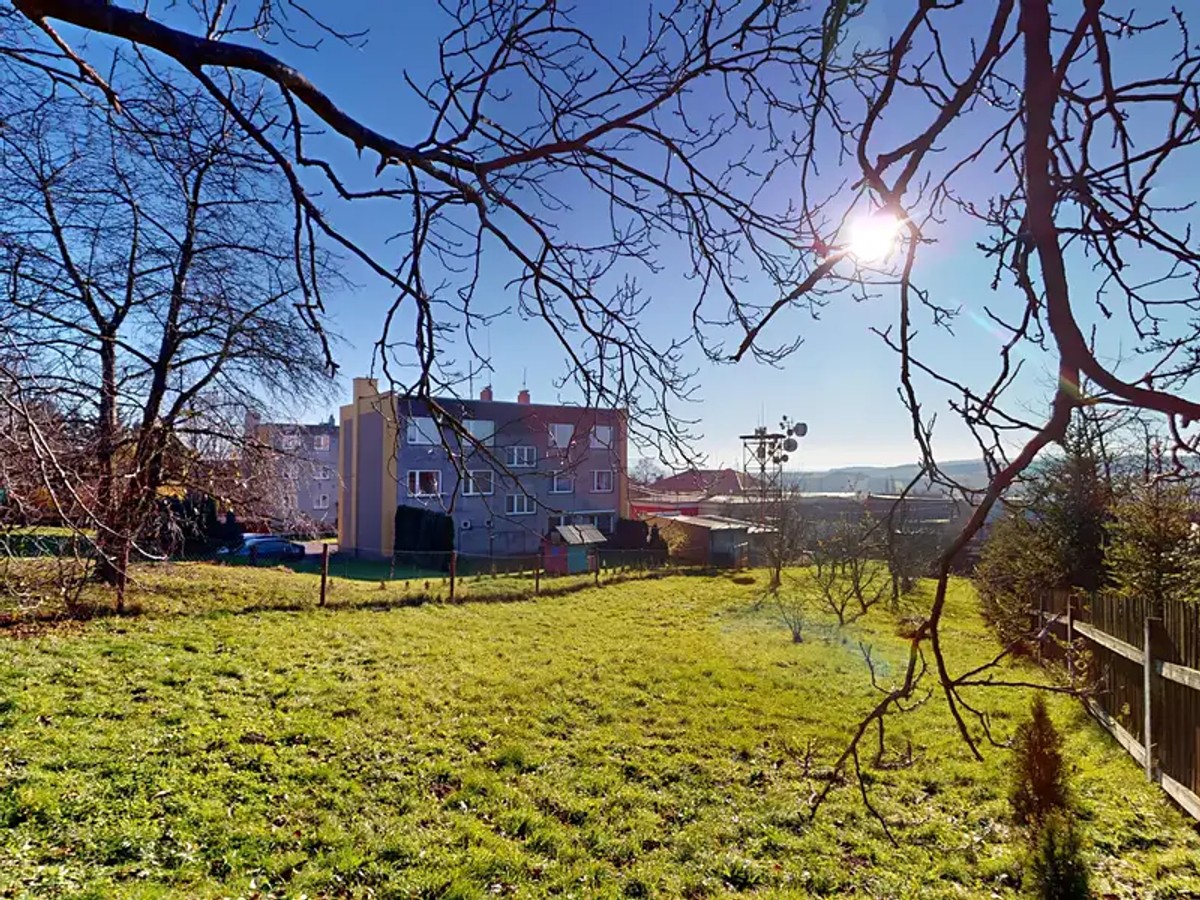 Prodej stavebního pozemku 1229 m²