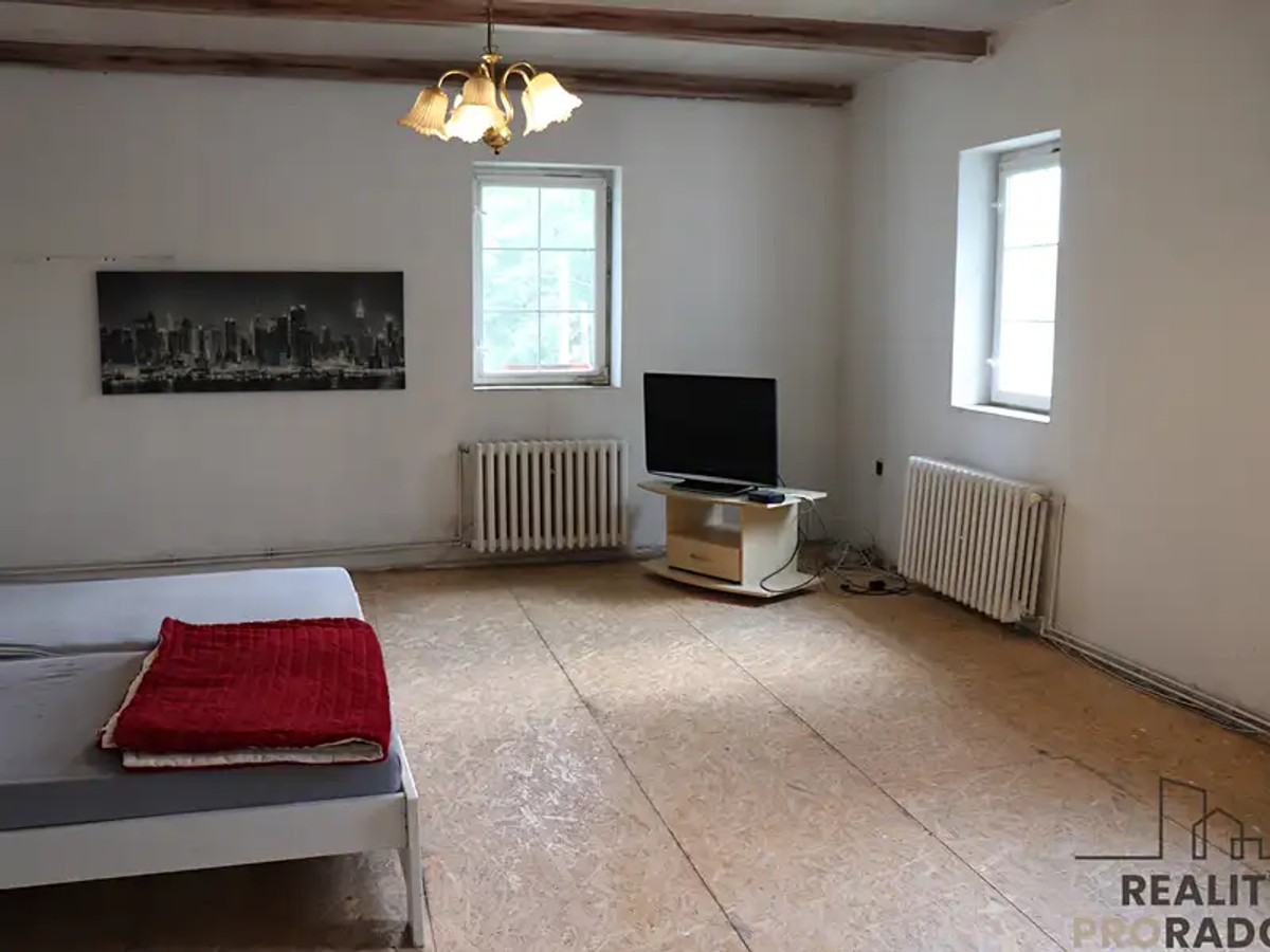 Prodej domu 374 m², pozemek 675 m²