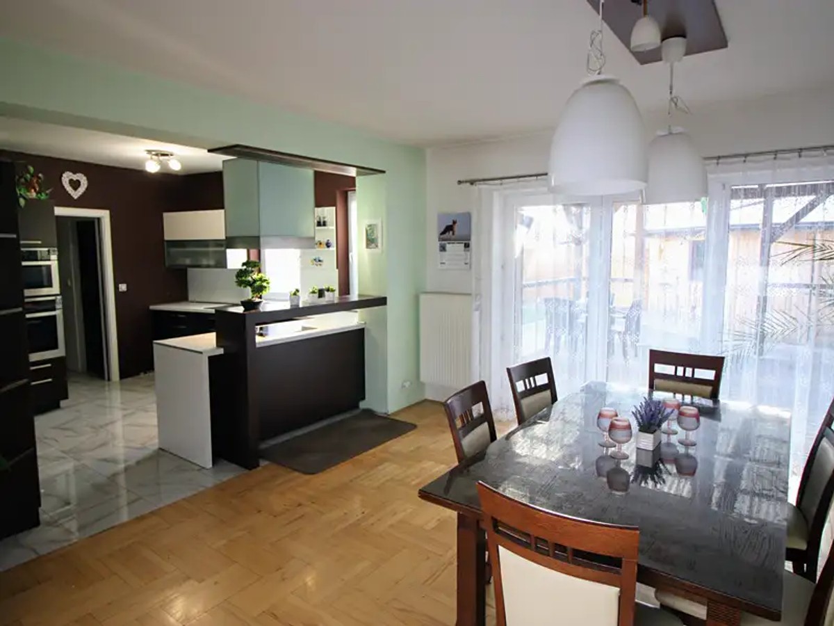 Prodej domu 248 m², pozemek 1403 m²