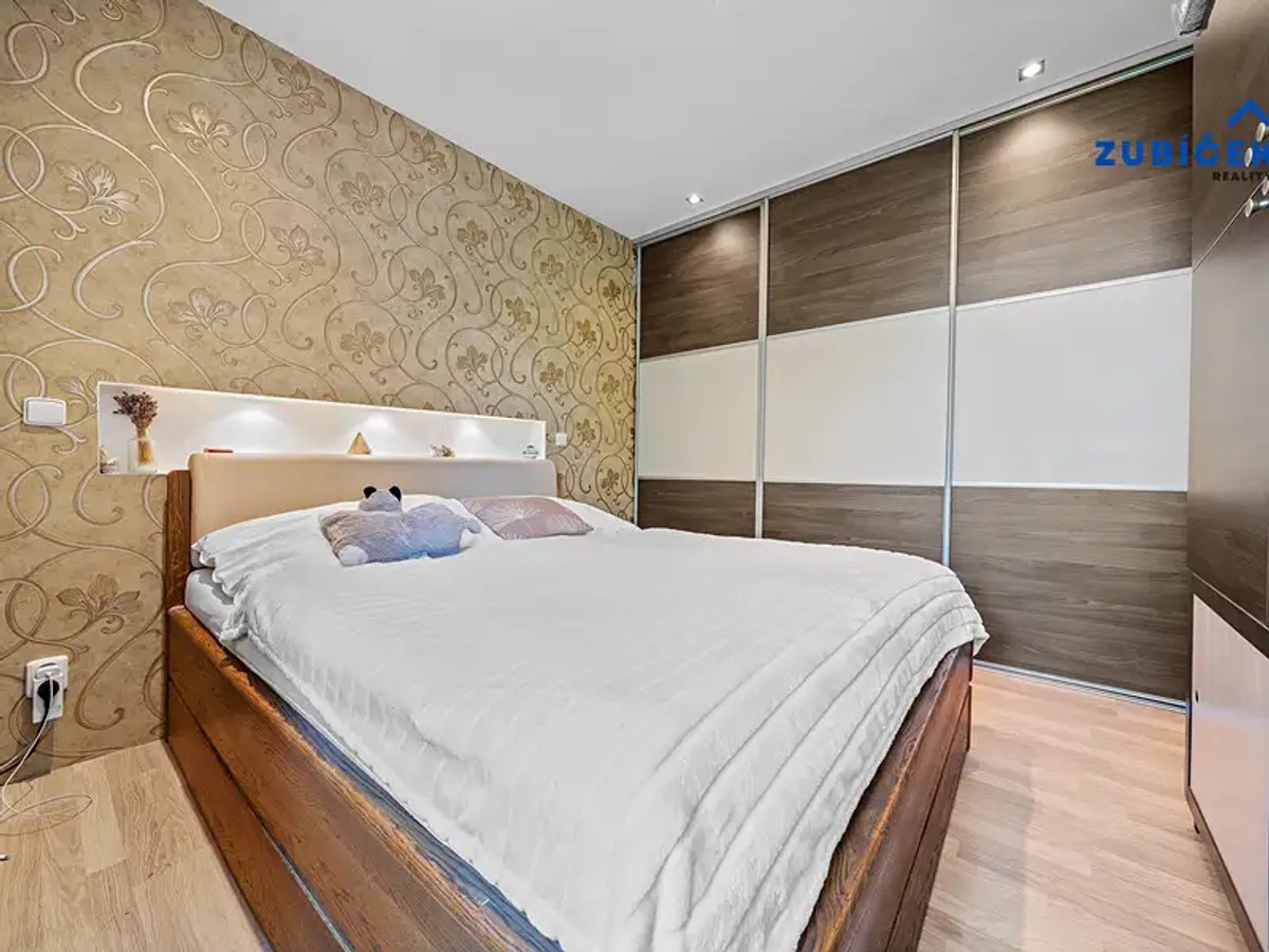 Prodej domu 100 m², pozemek 39 m²