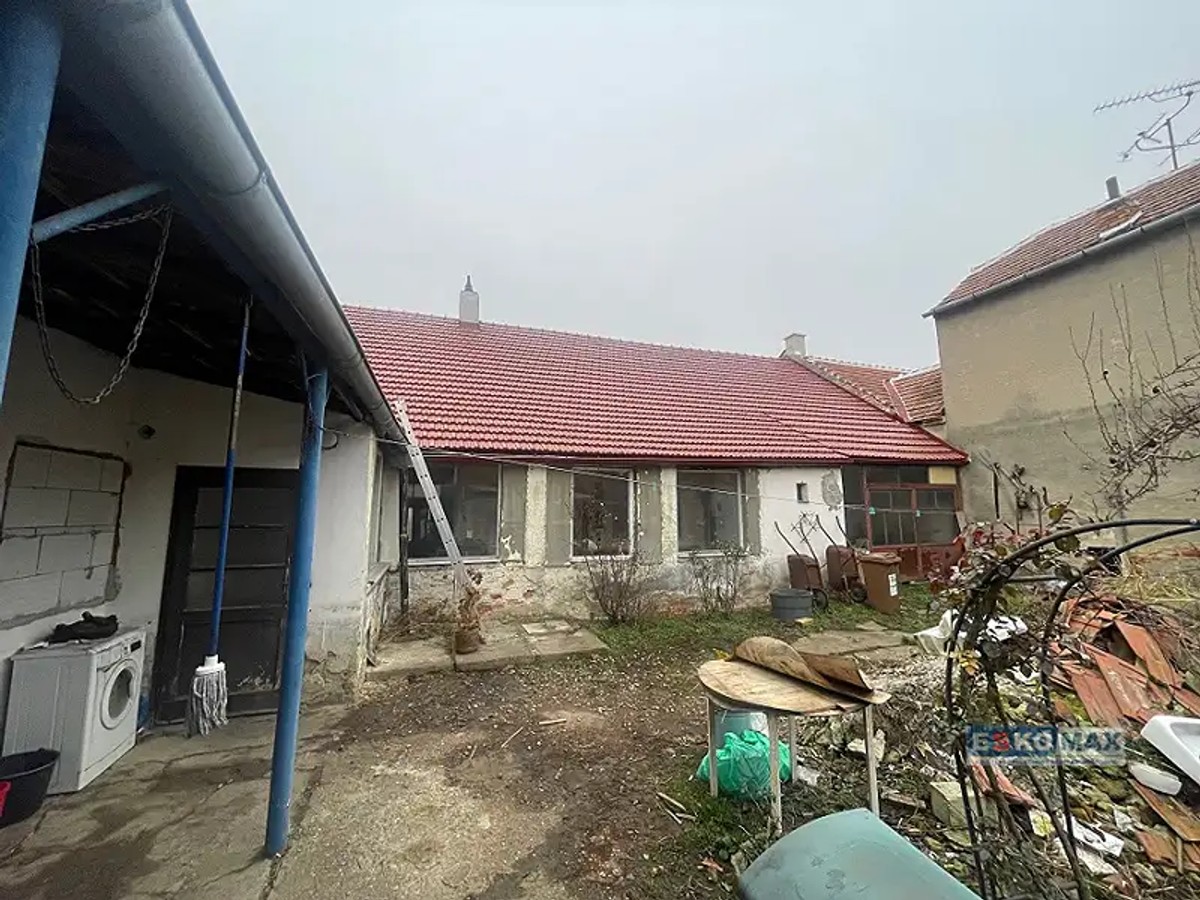 Prodej domu 300 m², pozemek 688 m²