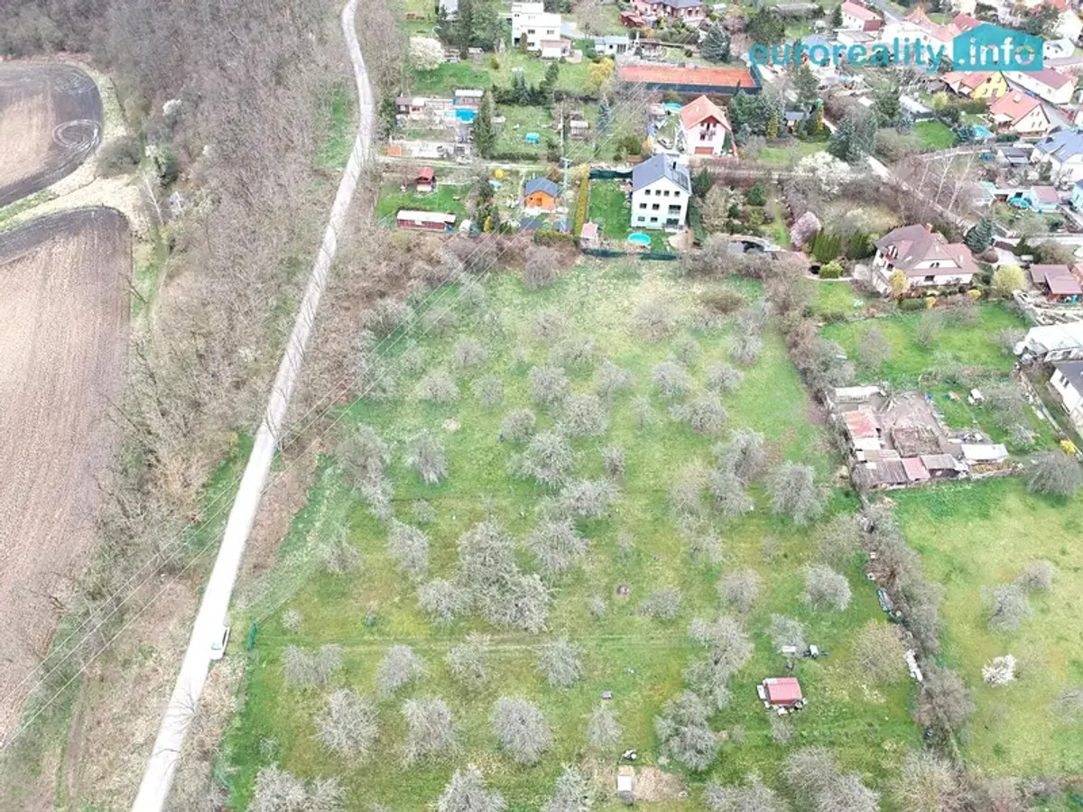 Prodej stavebního pozemku 820 m²
