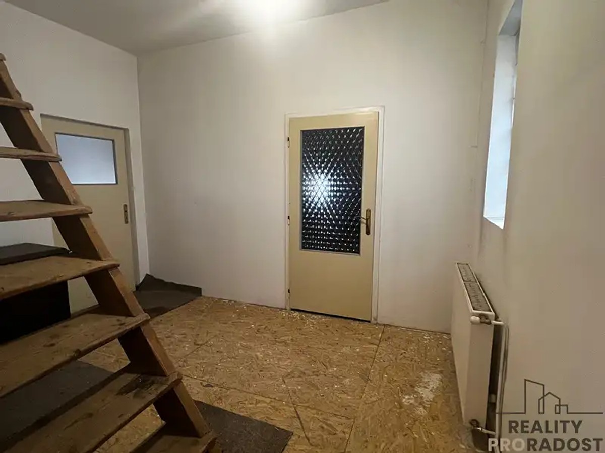 Prodej domu 374 m², pozemek 675 m²