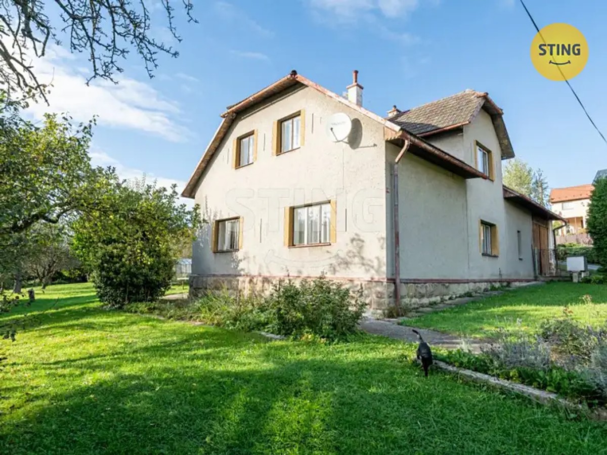 Prodej domu 200 m², pozemek 1000 m²