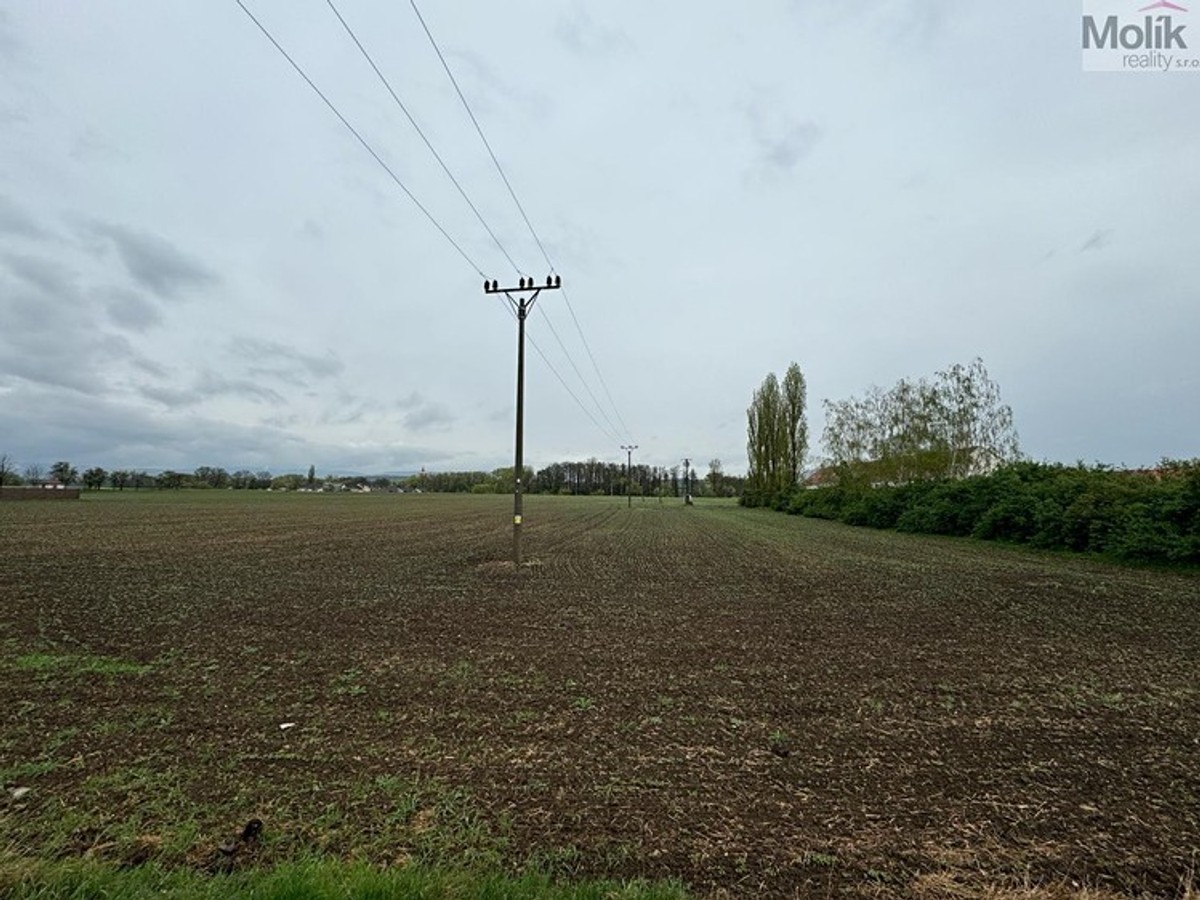 Prodej stavebního pozemku 4049 m²