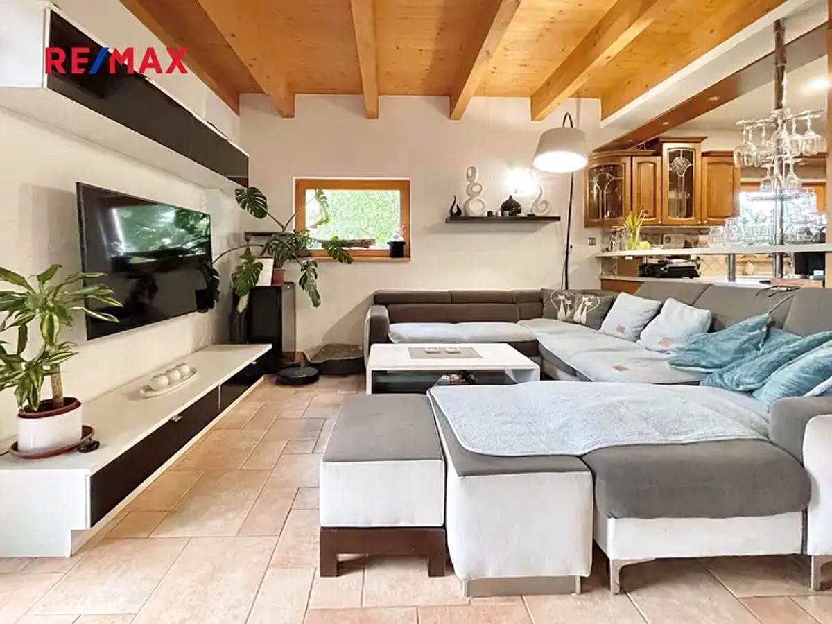 Prodej domu 164 m², pozemek 1180 m²