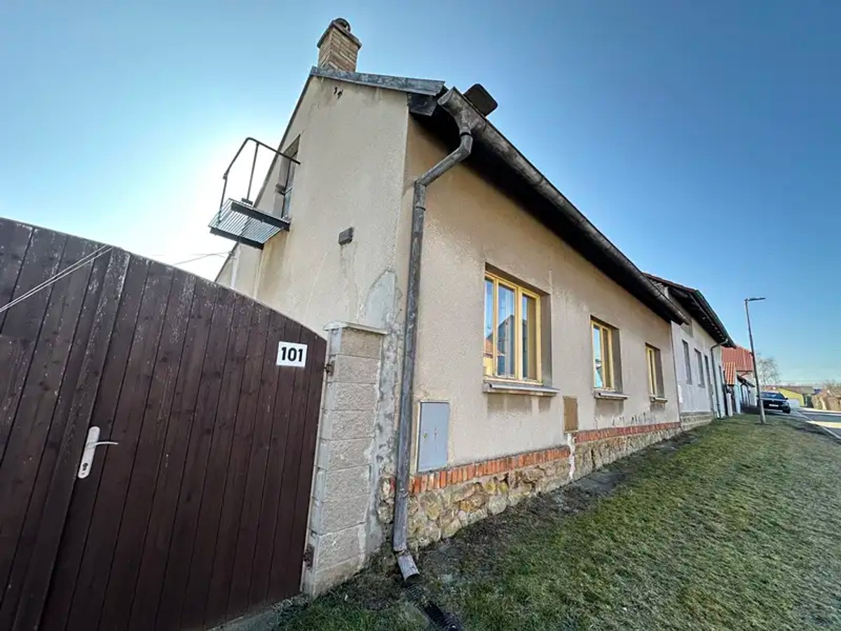 Prodej stavebního pozemku 936 m²
