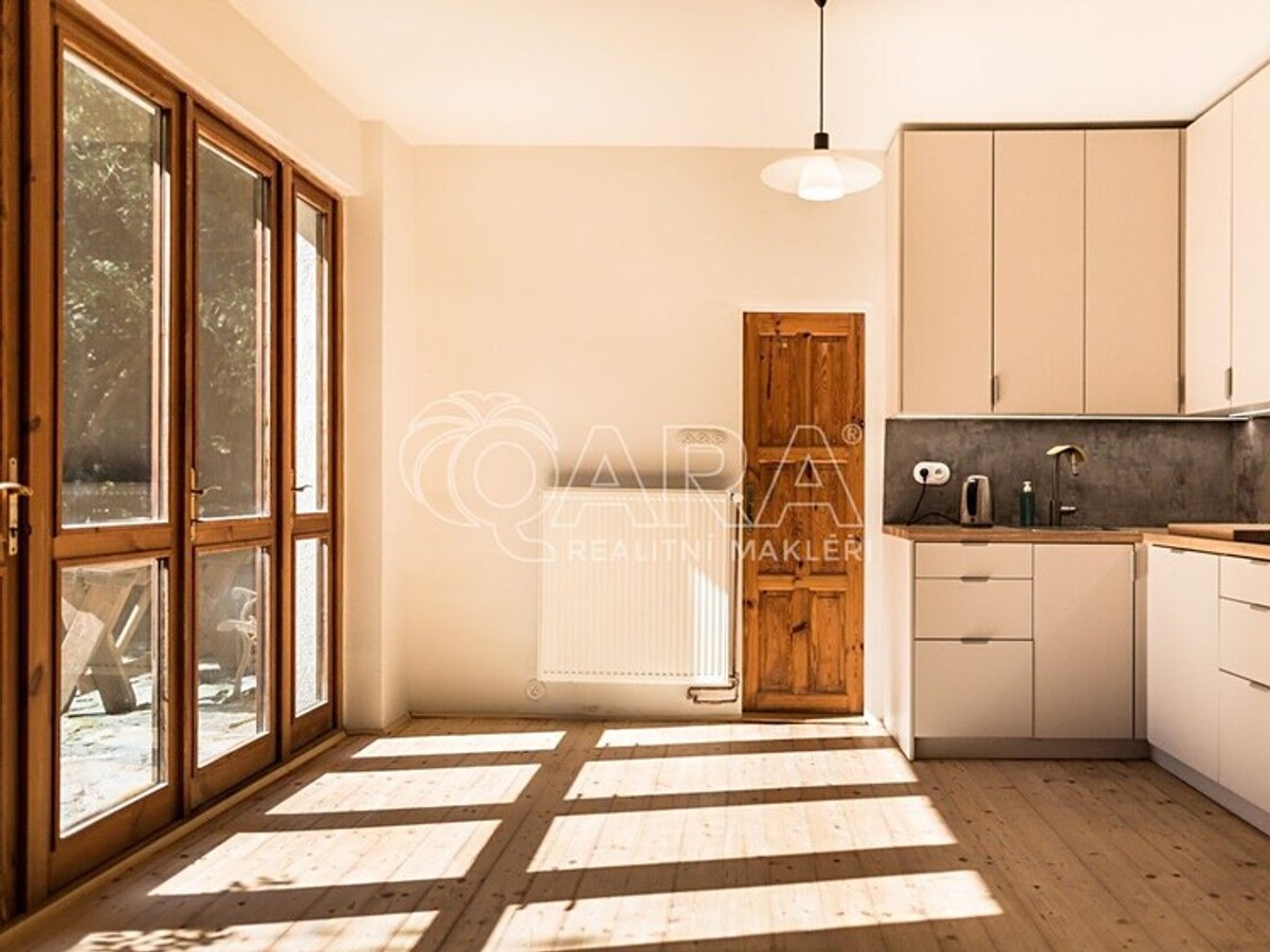 Prodaný dům 270 m², pozemek 908 m²