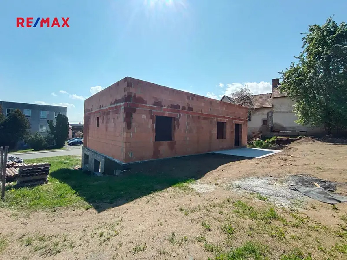 Prodej domu 195 m², pozemek 945 m²