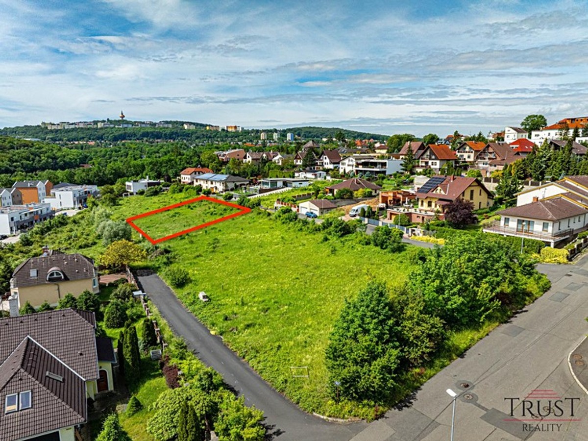 Prodej stavebního pozemku 900 m²