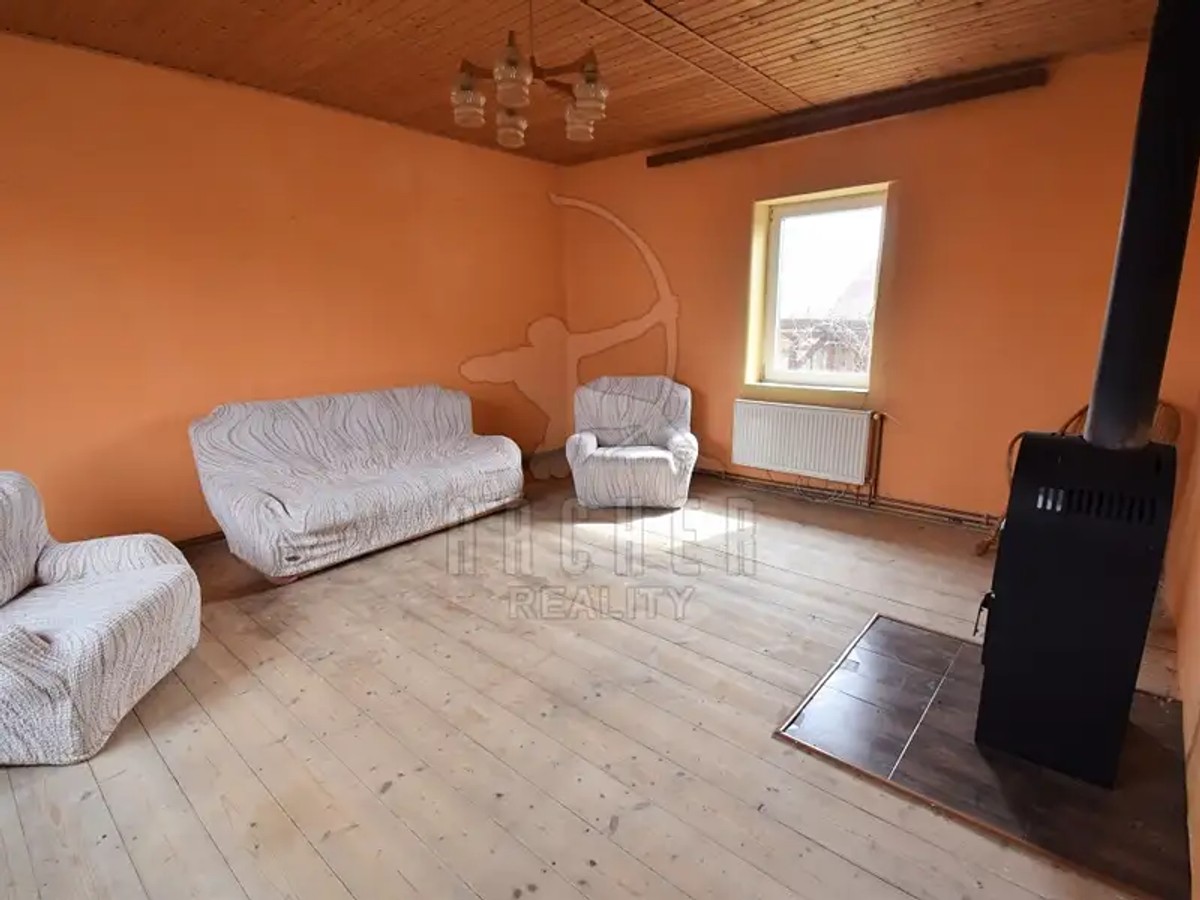 Prodej domu 100 m², pozemek 910 m²