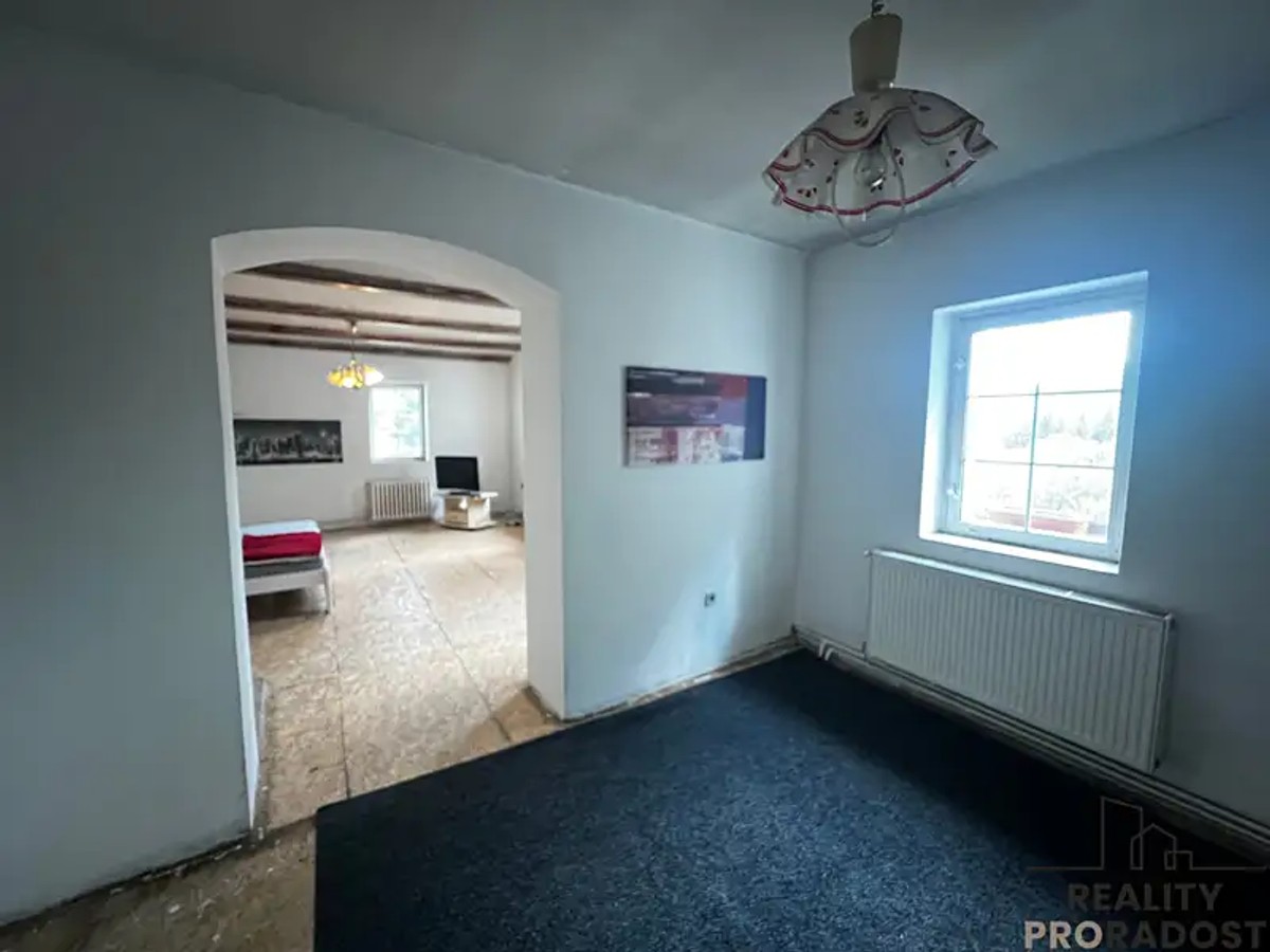 Prodej domu 374 m², pozemek 675 m²
