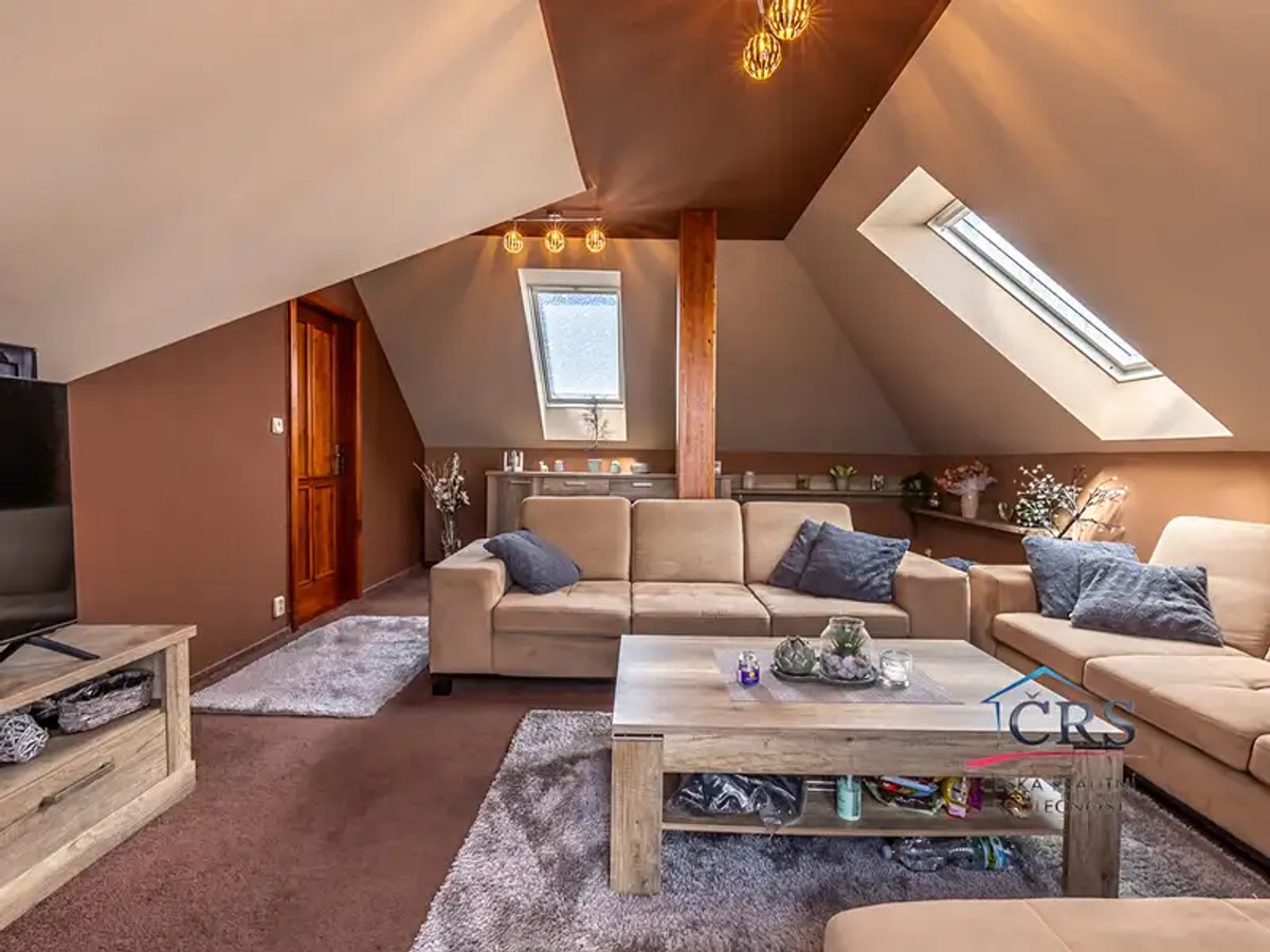 Prodej domu 240 m², pozemek 840 m²