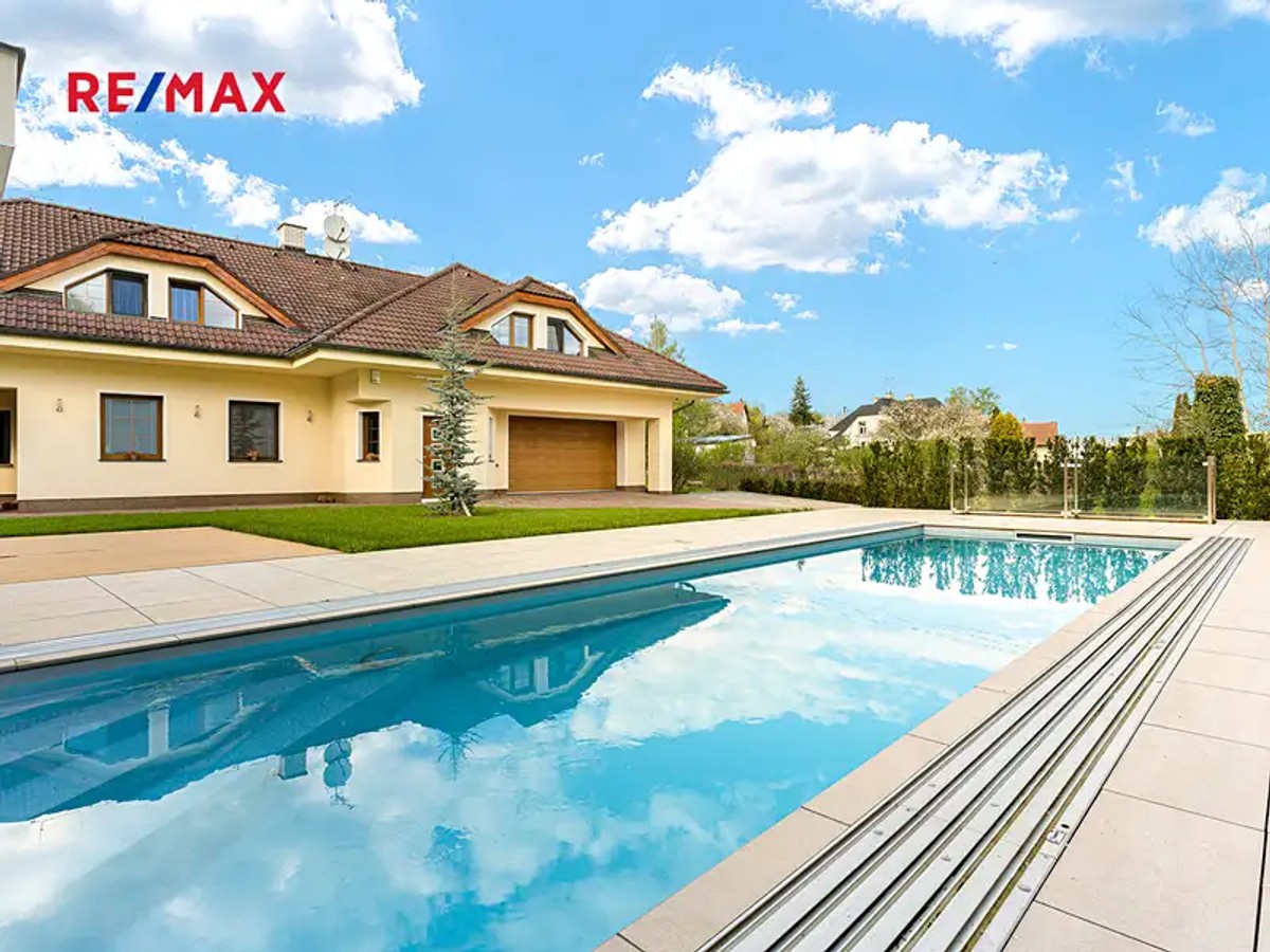 Prodej domu 307 m², pozemek 823 m²