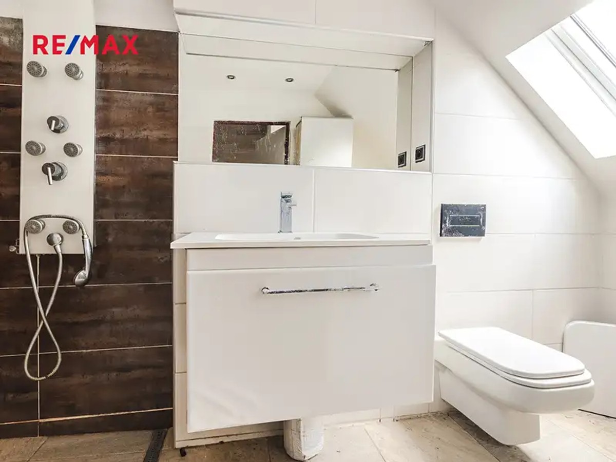 Prodej domu 140 m², pozemek 1084 m²
