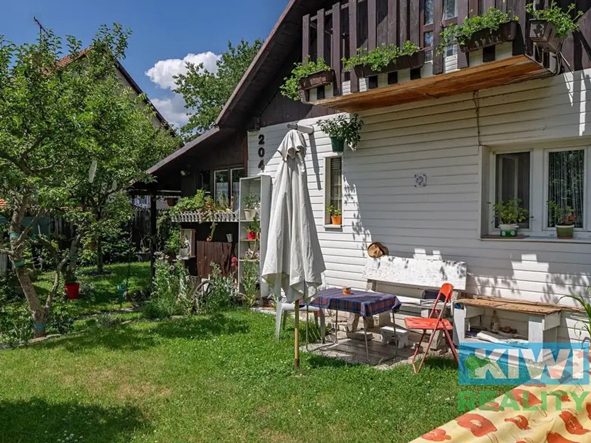 Prodej domu 100 m², pozemek 281 m²